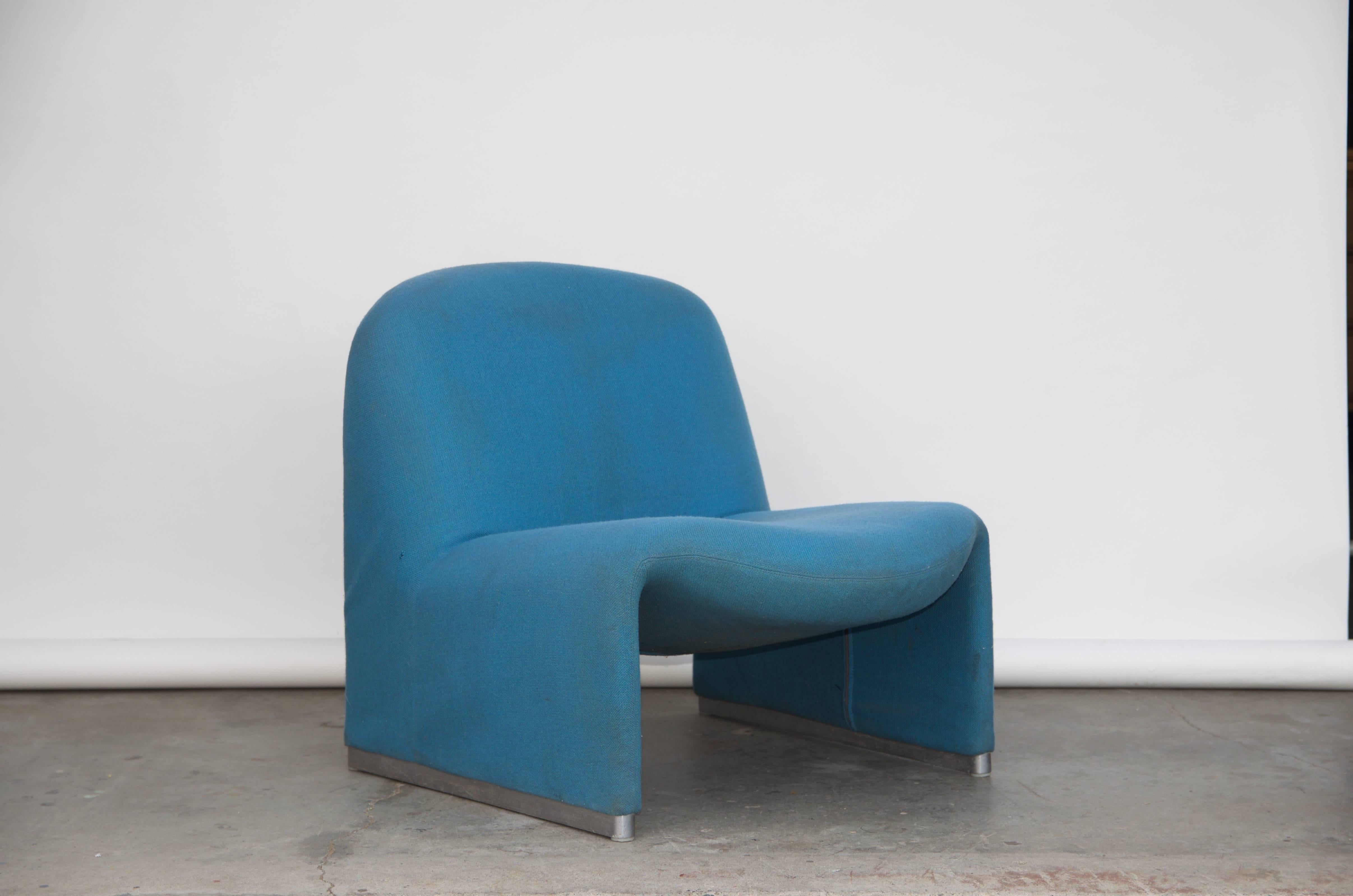 Modern Pair of Original Alky Lounge Chairs by Giancarlo Piretti for Castelli
