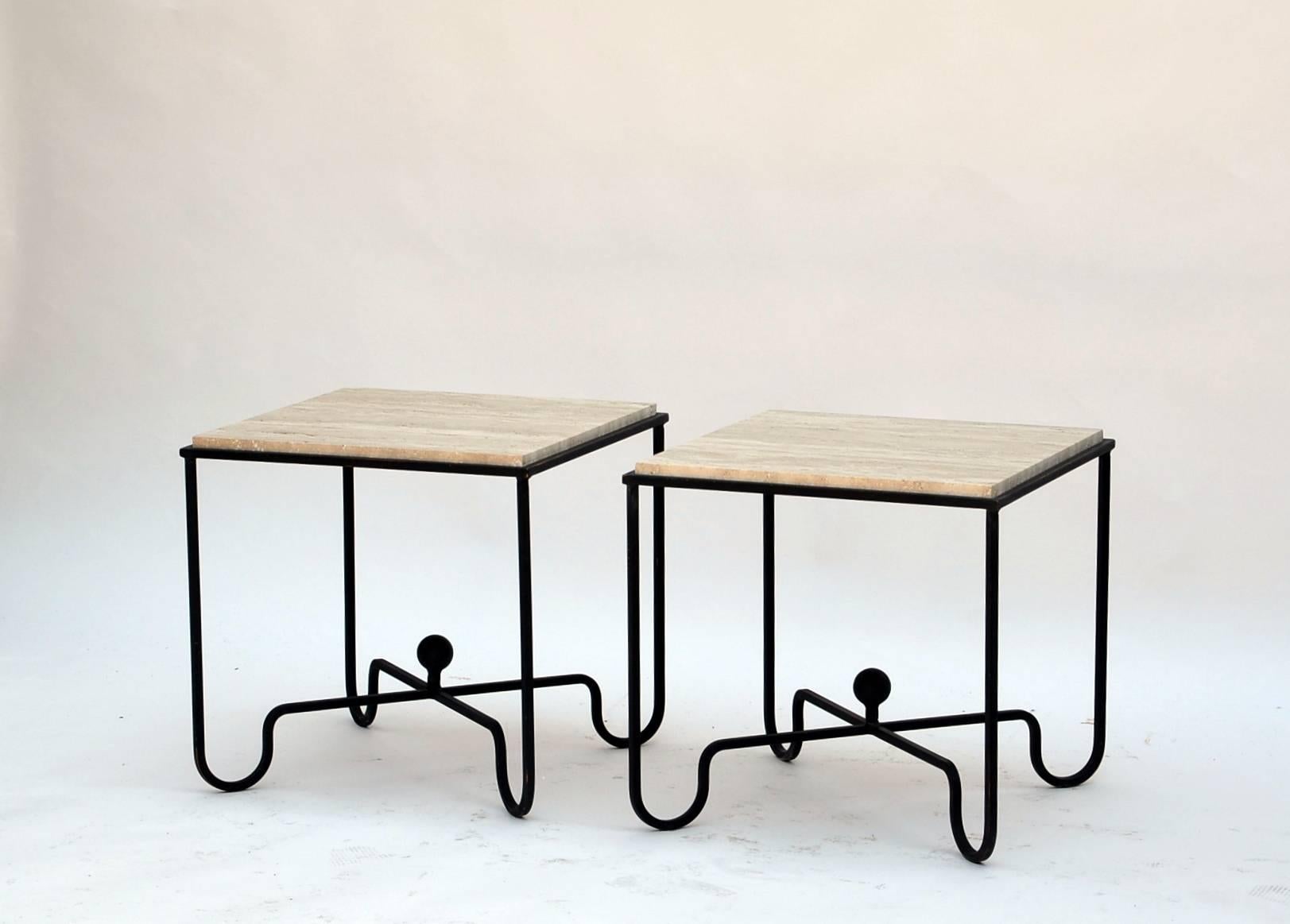 Paire de tables d'appoint en fer forgé et travertin 'Entretoise' par Design Frères en vente 2