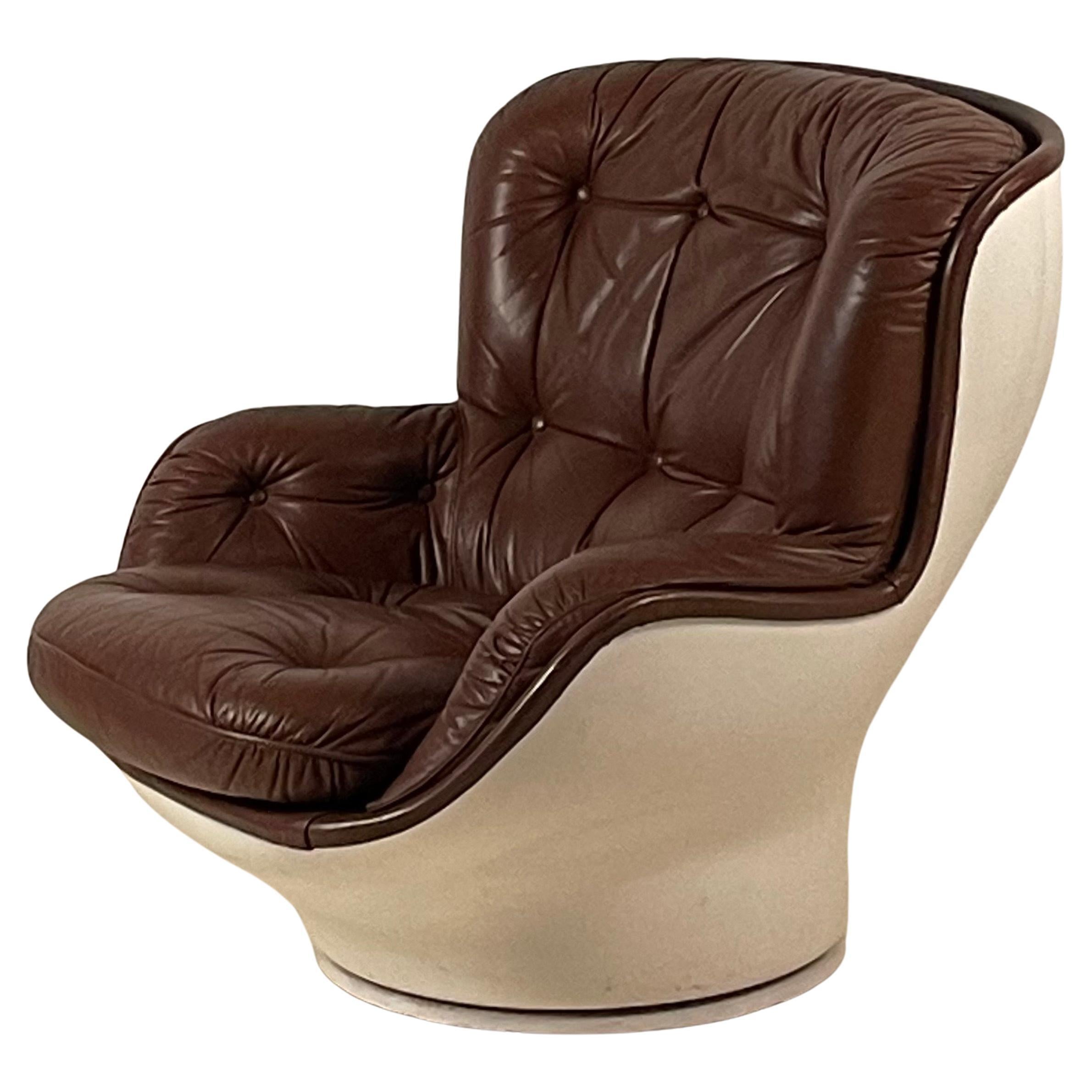 Rare 'Karate' Swiveling Fiberglass Shell Chair by Michel Cadestin