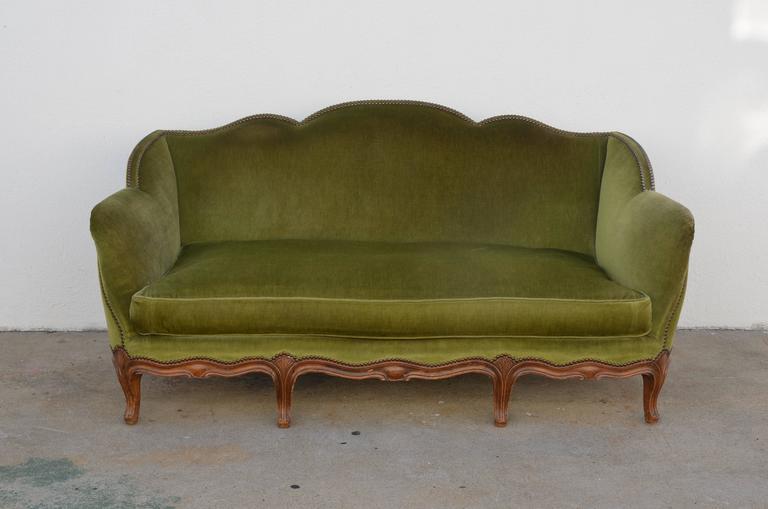 Elegant French, 1940s Louis XV Style Green Velvet Sofa at 1stDibs