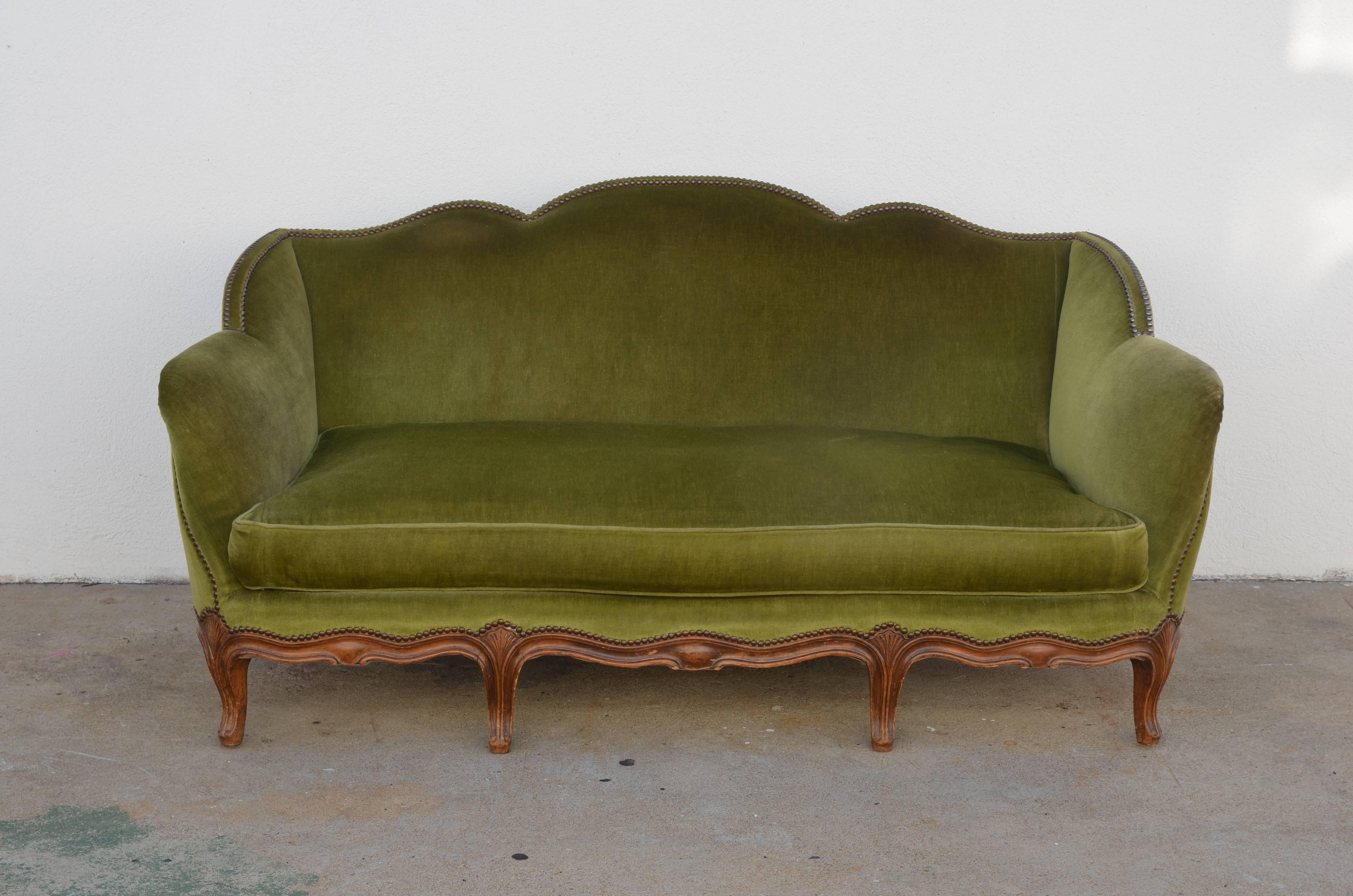 Elegant French, 1940s, Louis XV style green velvet sofa. Solid structure. To be reupholstered in C. O. M.