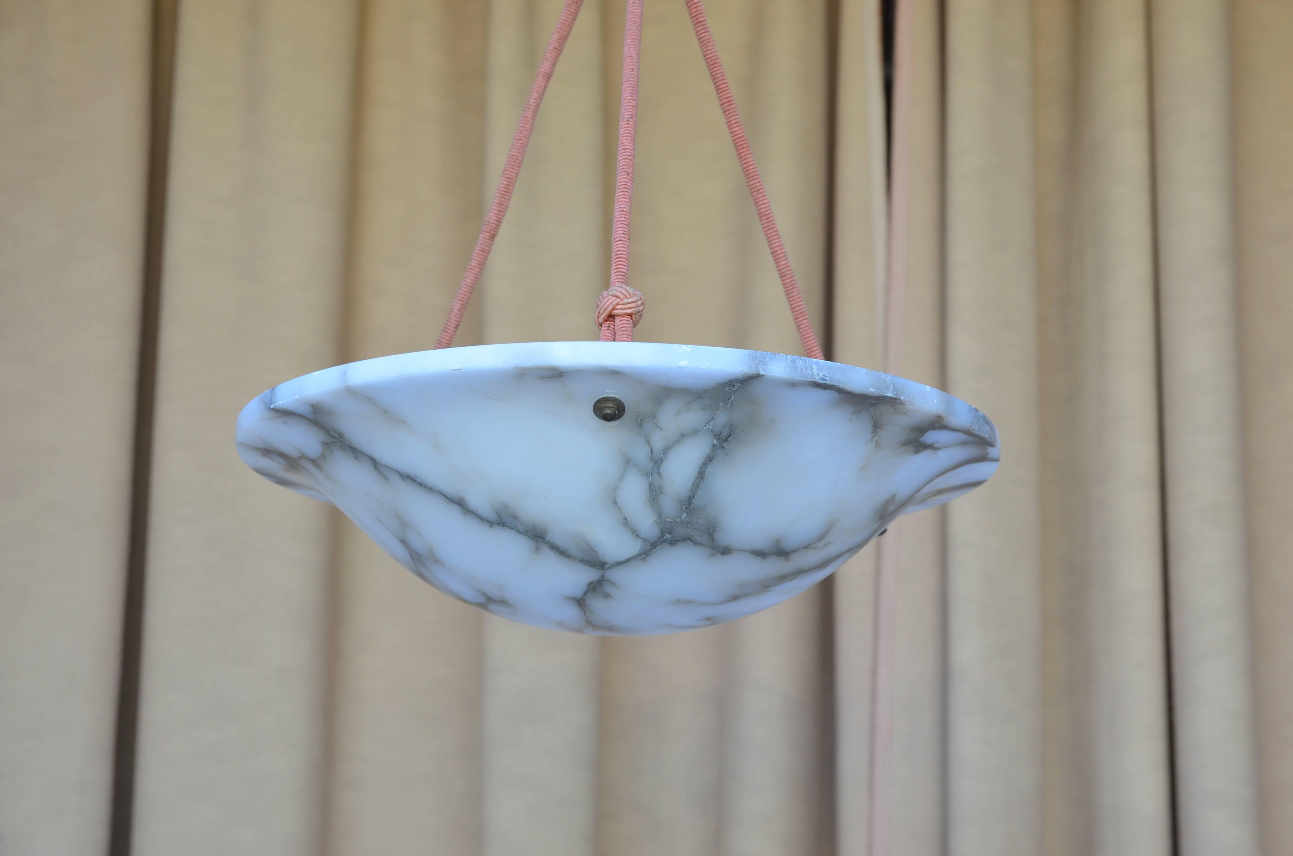 Chic Carved French Art Deco Alabaster Hanging Light In Good Condition In Los Angeles, CA