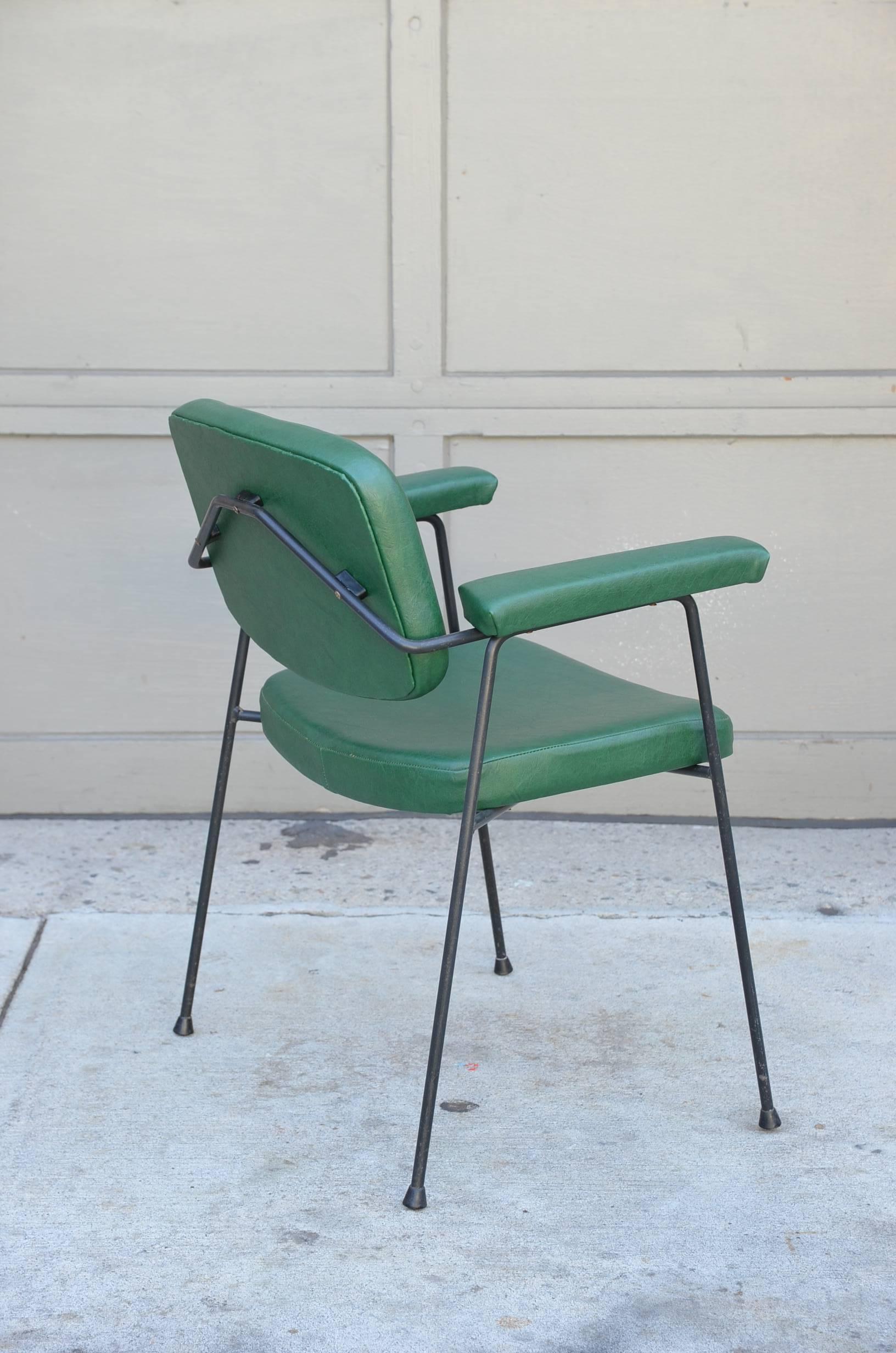 French Original CM197 Armchair by Pierre Paulin for Thonet France For Sale