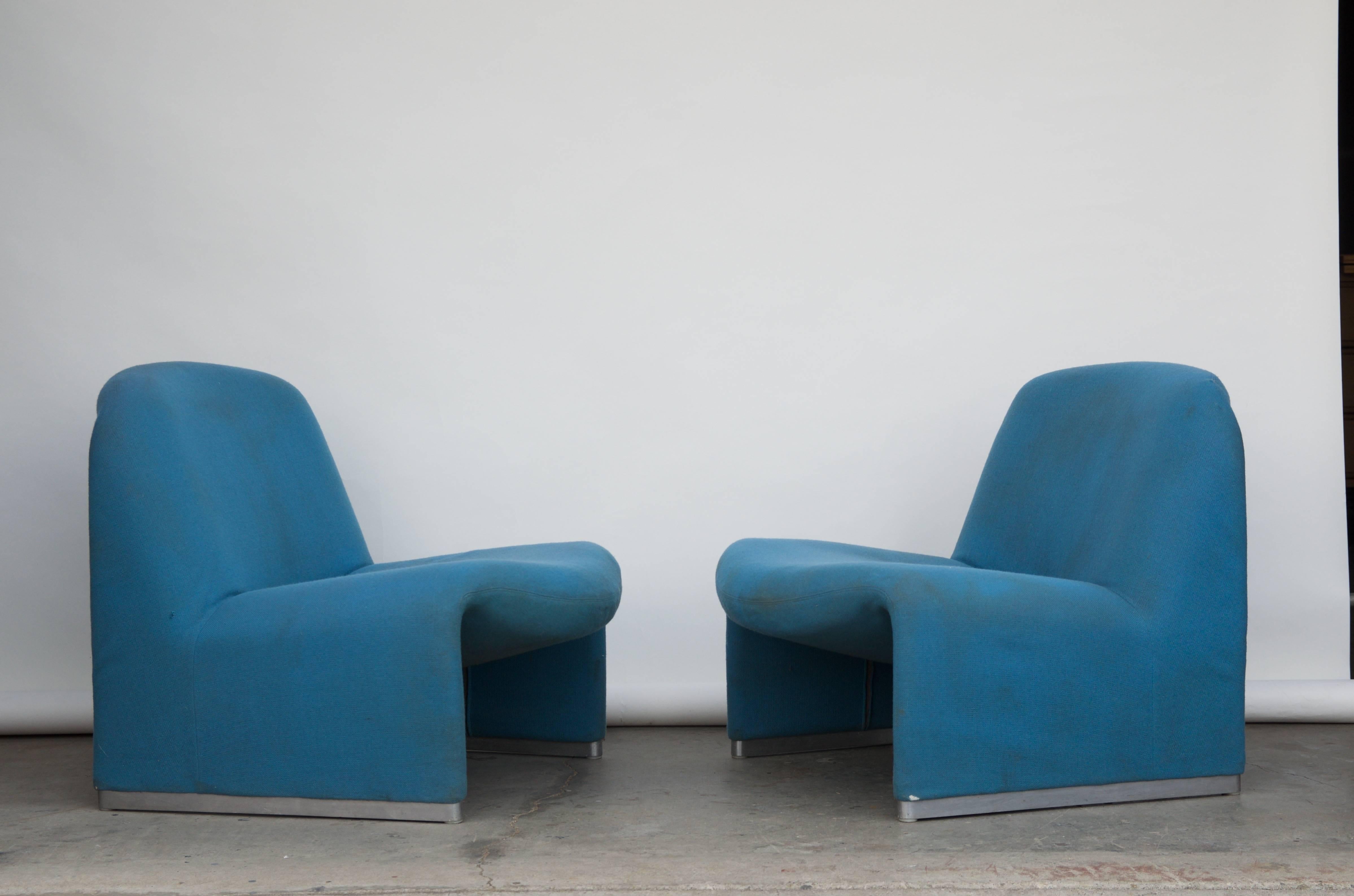 Pair of Original Alky Lounge Chairs by Giancarlo Piretti for Castelli 1