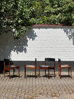 Grete Jalk, 4 sedie in legno di palissandro e pelle del Medioevo P & A Danimarca