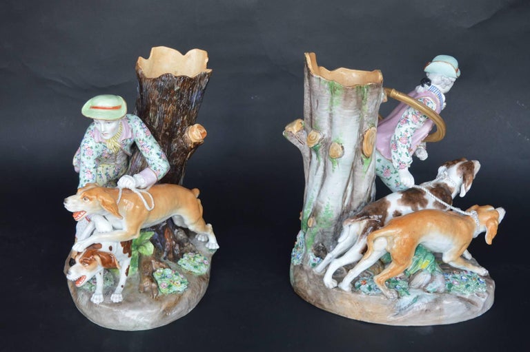 Set of Two Porcelain Hunting Dog Vases For Sale at 1stDibs