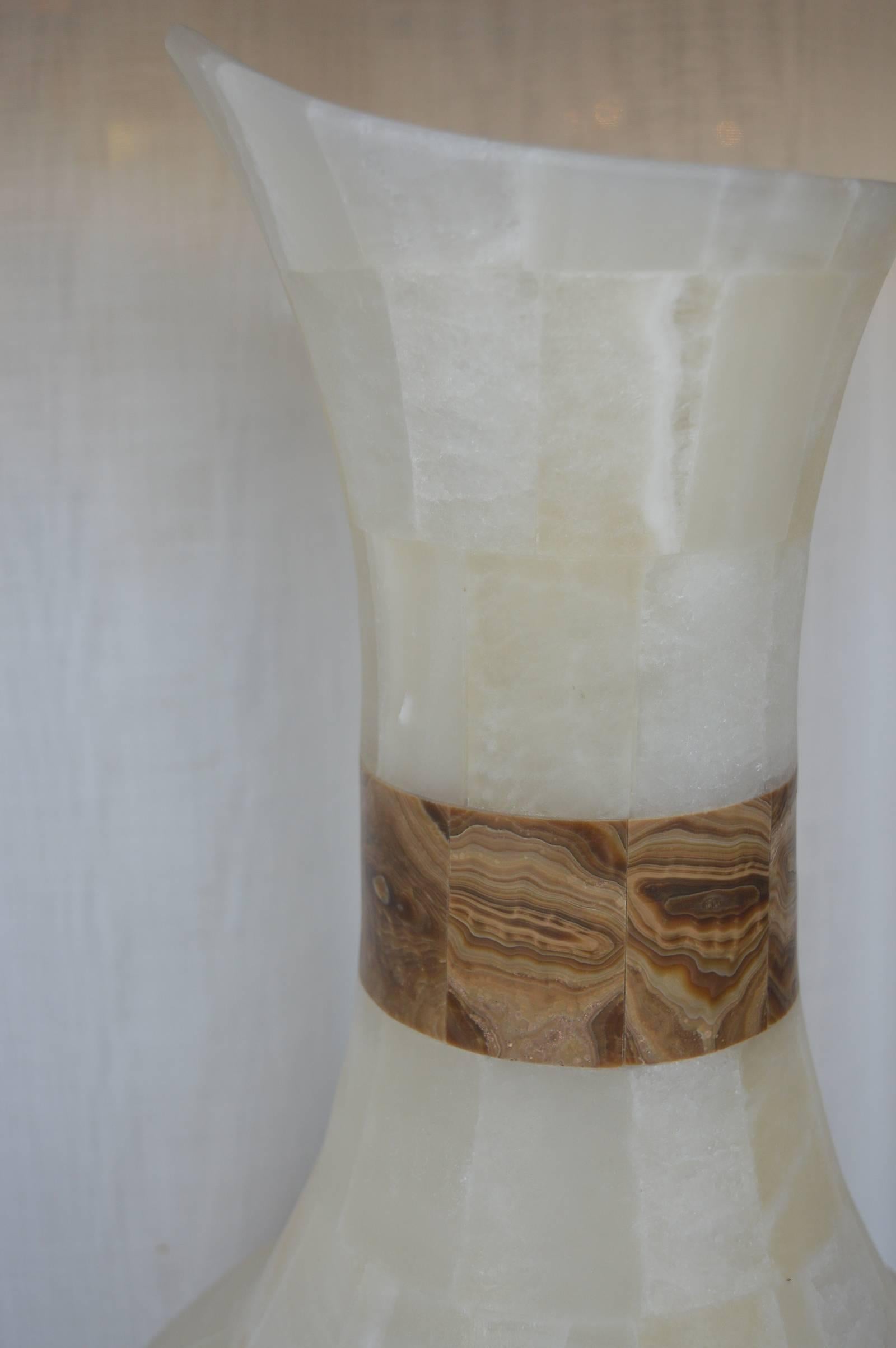 Mexican Pair of White Onyx Jar Lamps For Sale