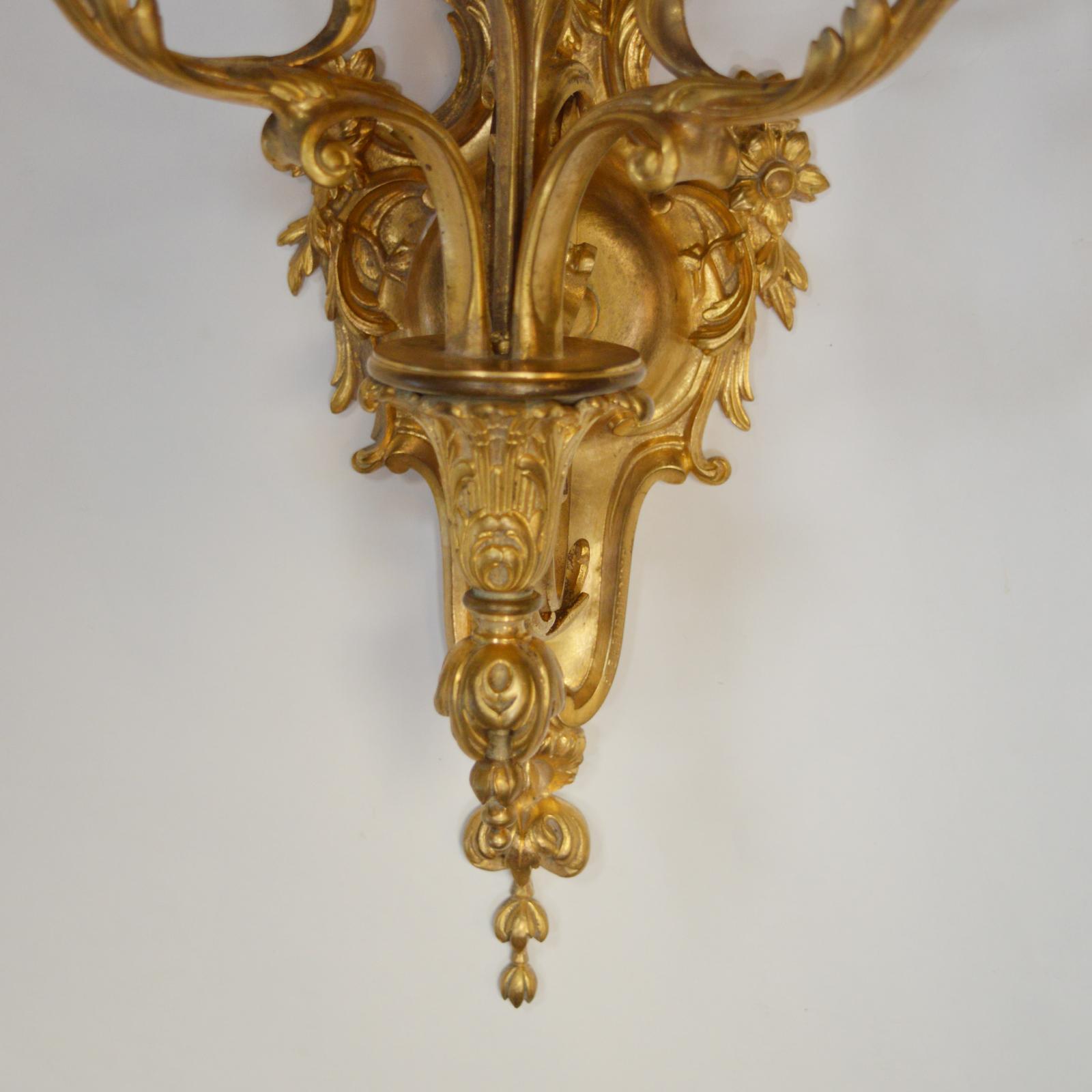 Pair of Bronze Gilt French Sconces, Late 19th Century For Sale 5