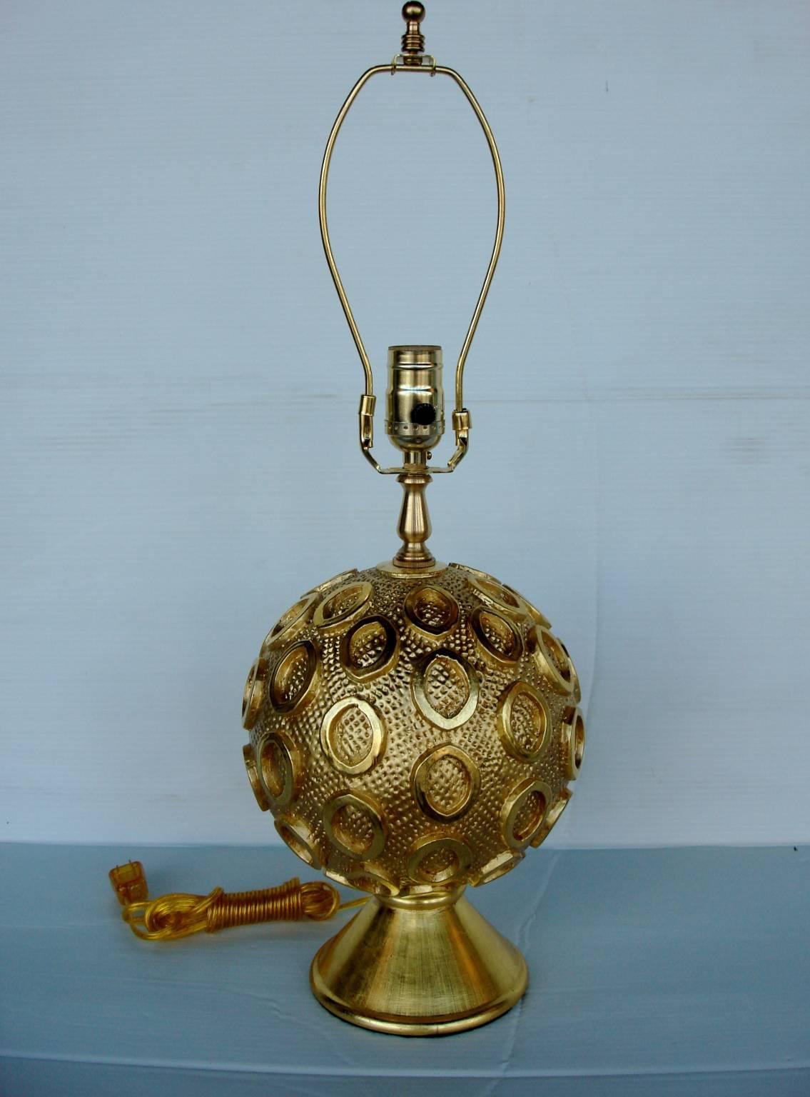 Mid-Century Modern Paire de lampes en tissu Perth de Bryan Cox en vente