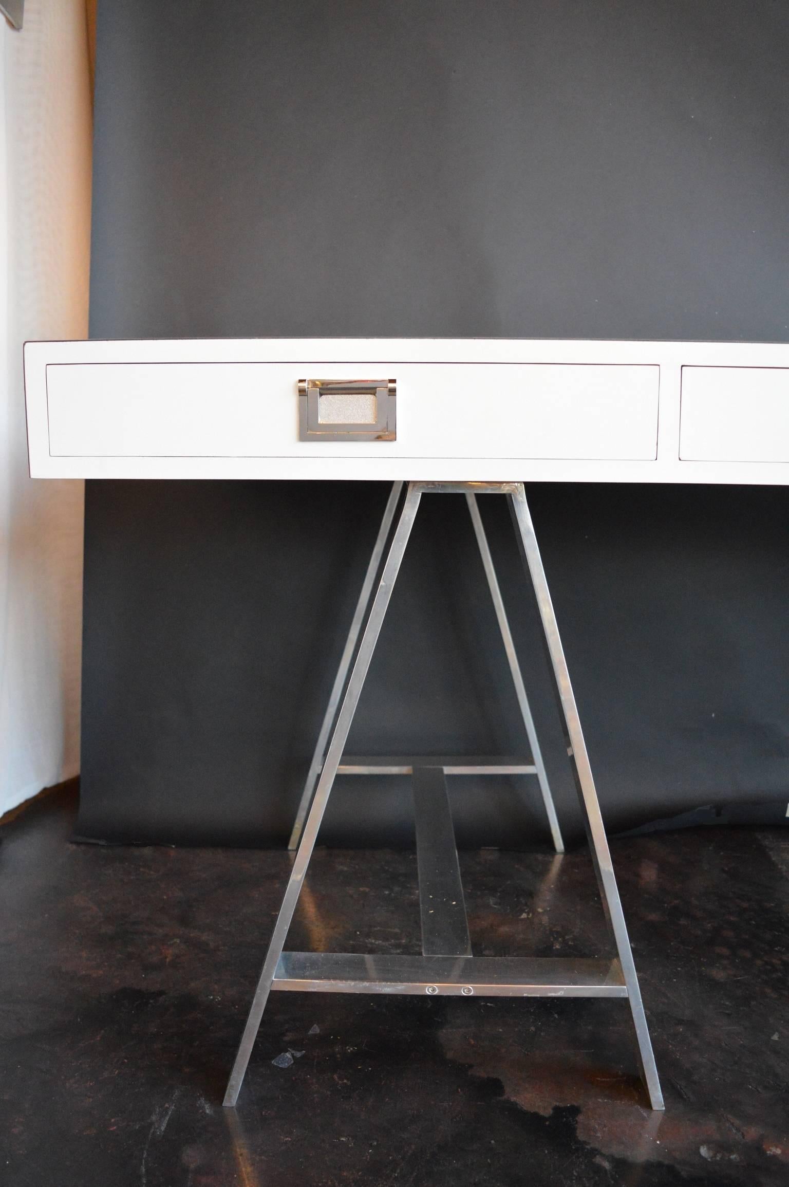 White Campaign Desk with Drawers In Excellent Condition In Los Angeles, CA