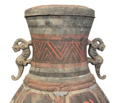 Antike chinesische Tonvase mit Tierkreiszeichen aus der Zhou-Dynastie, 500–200 v. Chr.