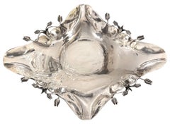 Ein Paar Damar-Schalen aus 925er Sterlingsilber mit Blumenmotiv als Tischdekoration, 20. Jahrhundert.