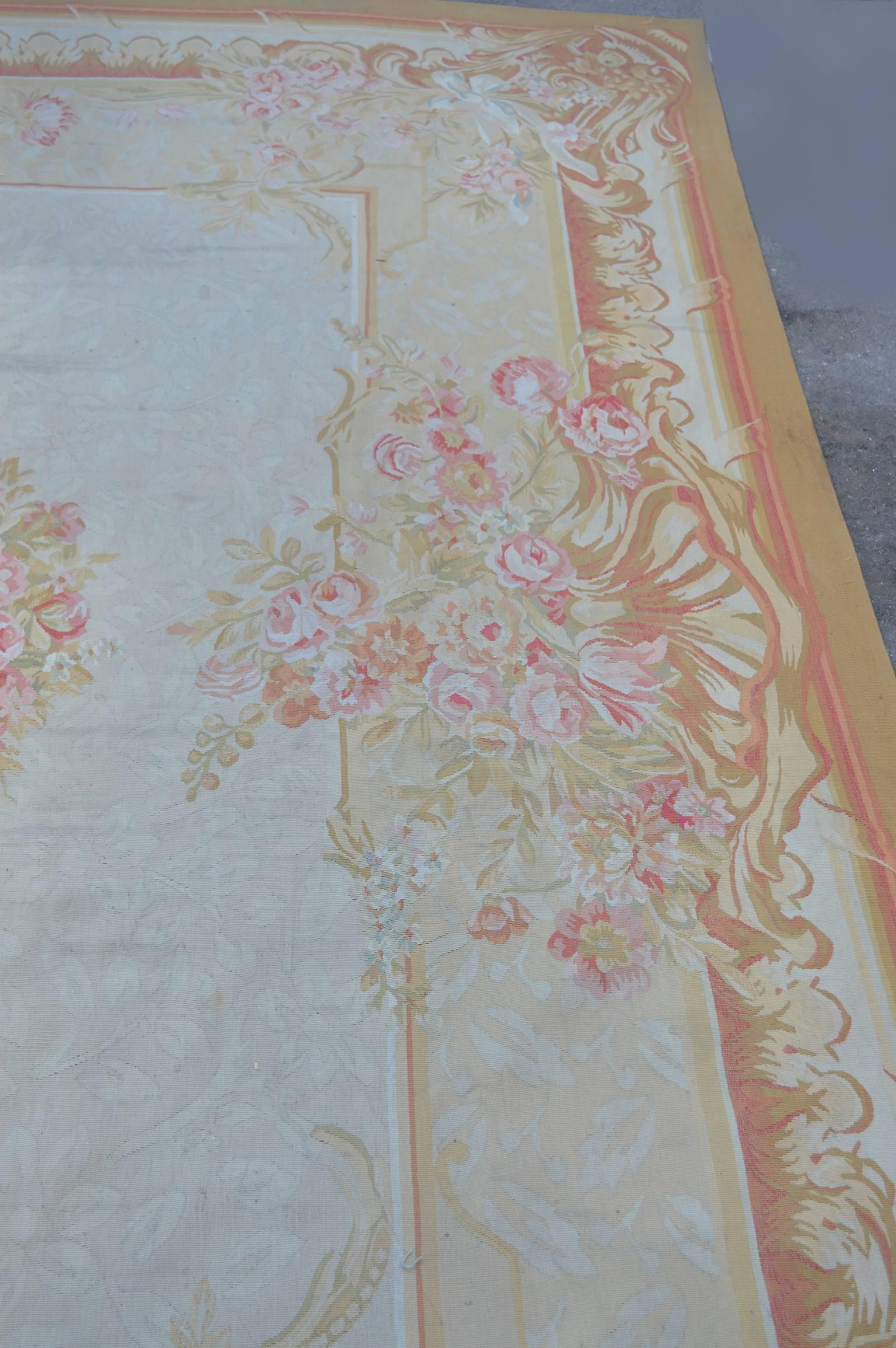 Aubusson Rug In Good Condition In Los Angeles, CA