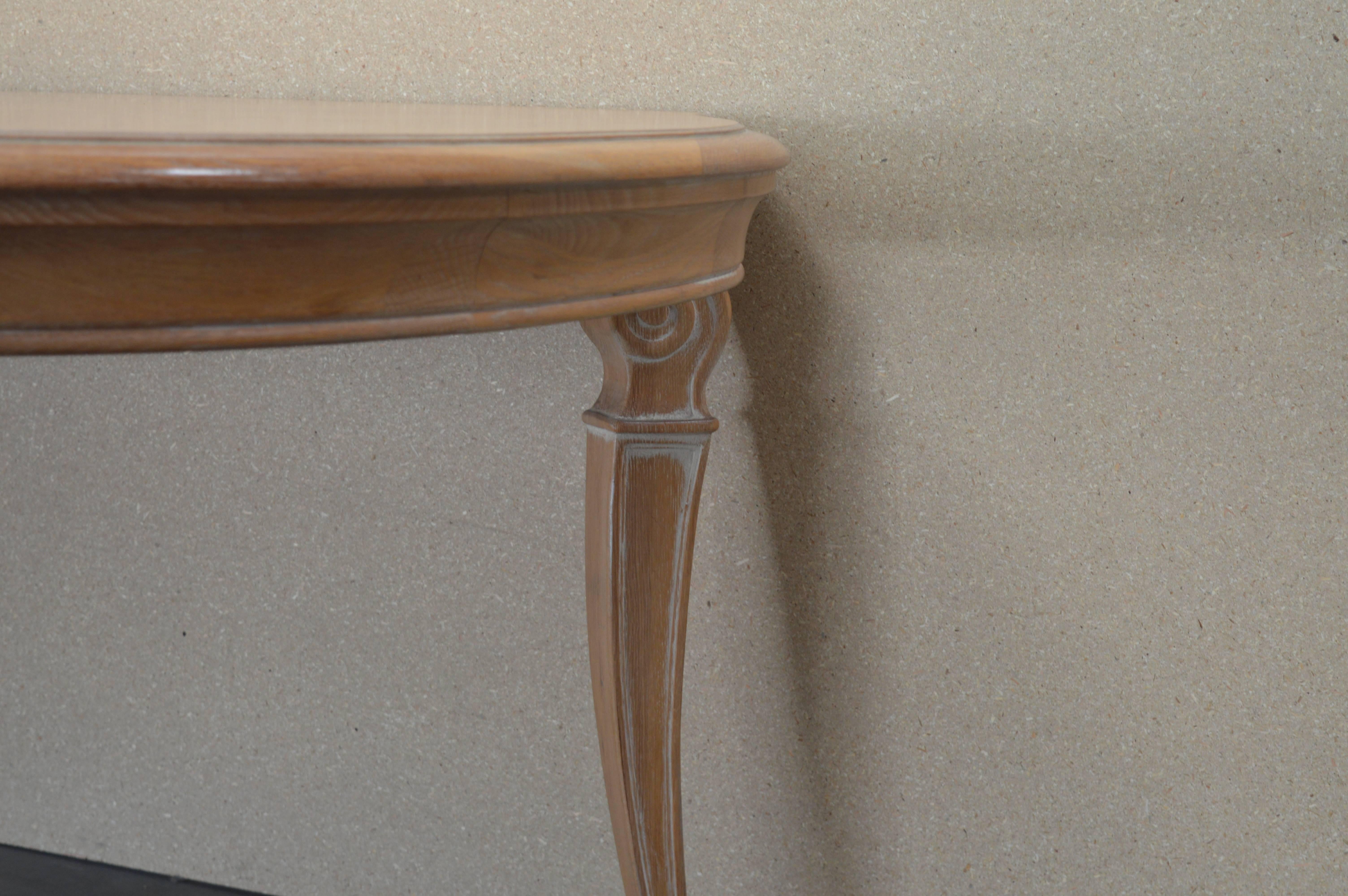 American Henredon Dining Table and Chairs Set