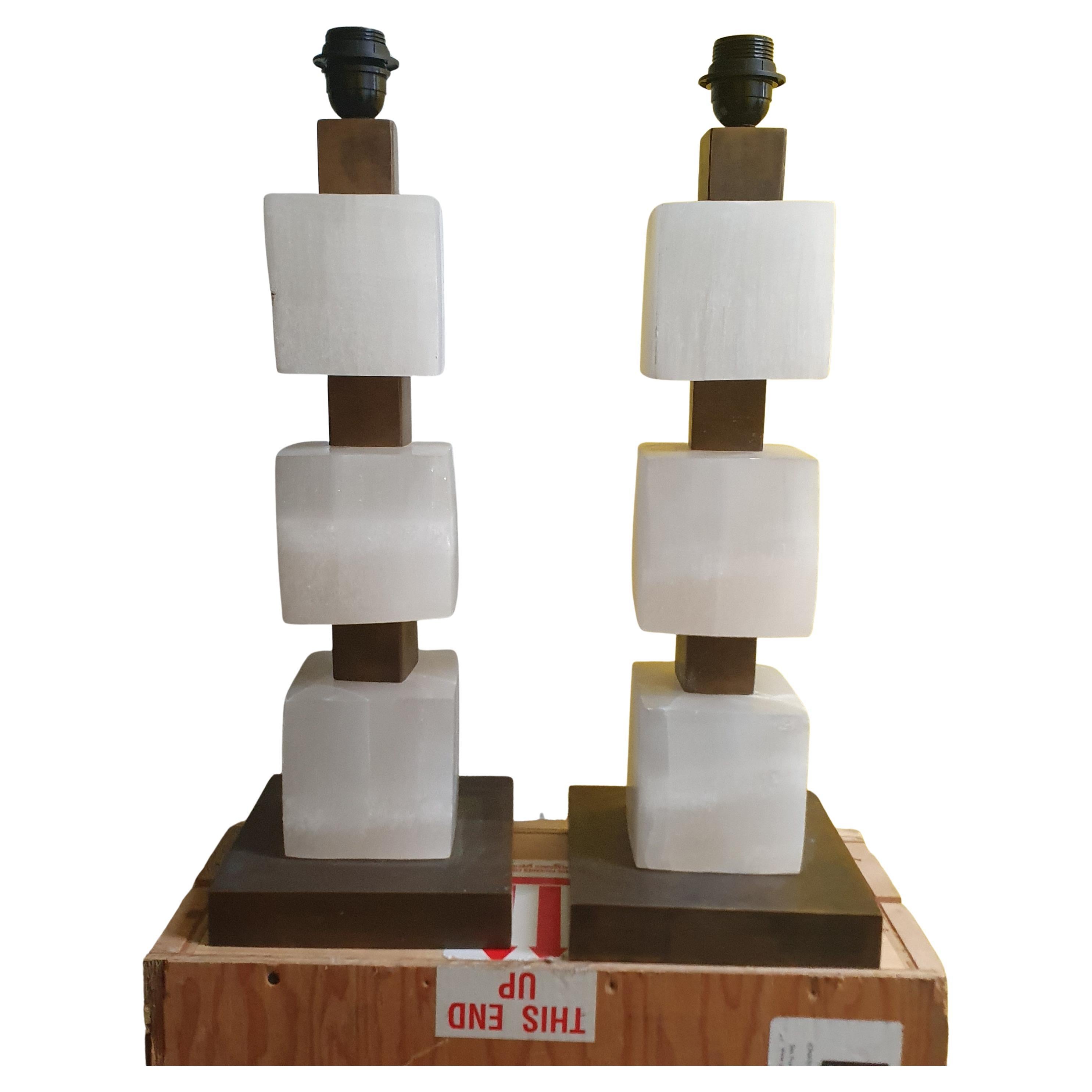 French Lampe Cubes by Cinabre Gallery, solid Bronze and hand carved & polished Selenite For Sale