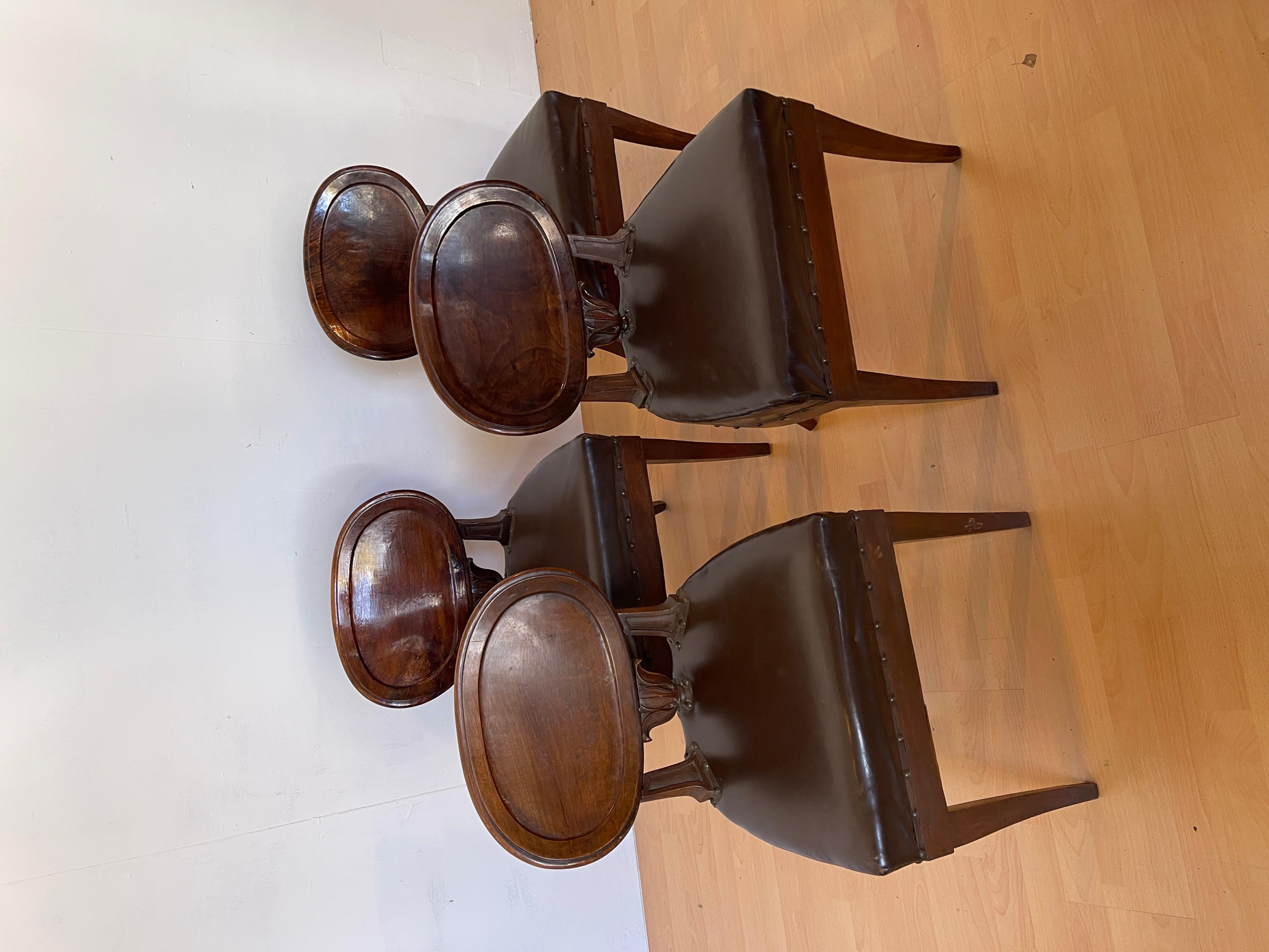 Stile impero Set di 4 sedie stile rustico natural en legno e pelle degli anni '30 in vendita