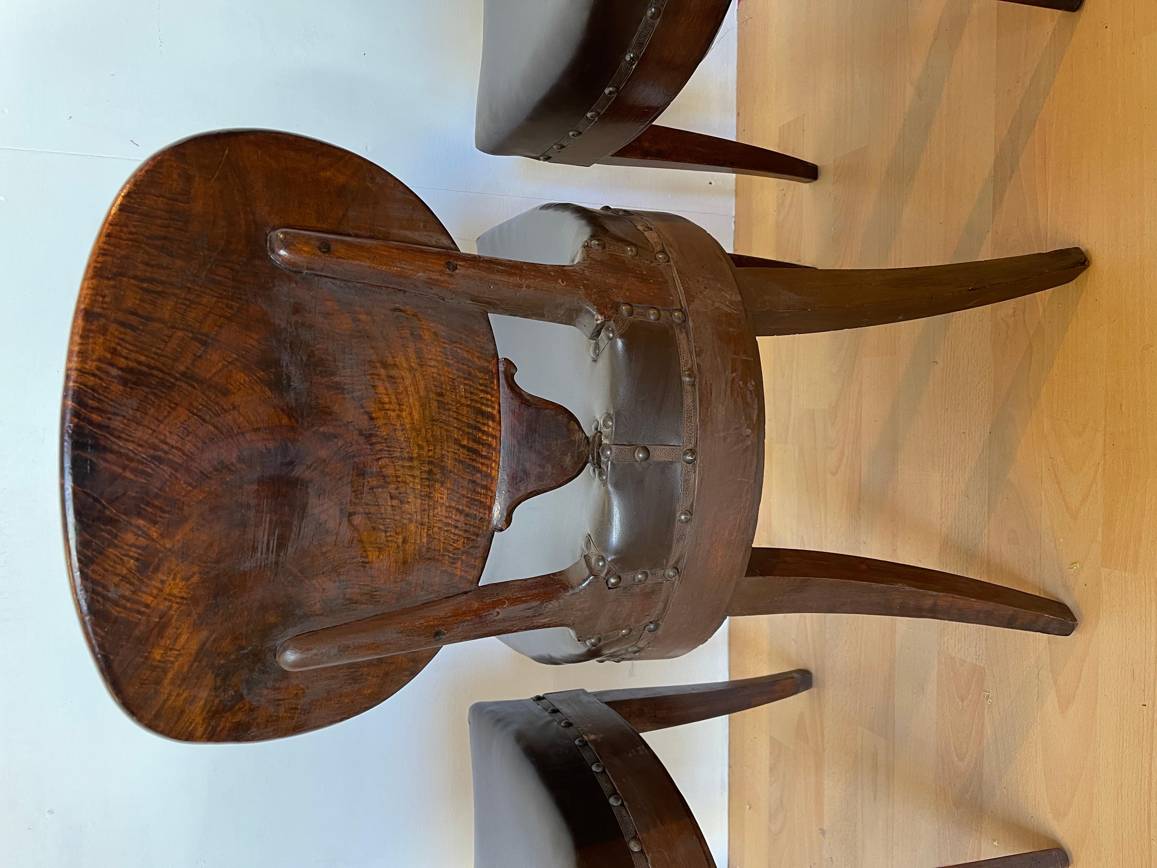 Set di 4 sedie stile rustico natural en legno e pelle degli anni '30 in vendita 7