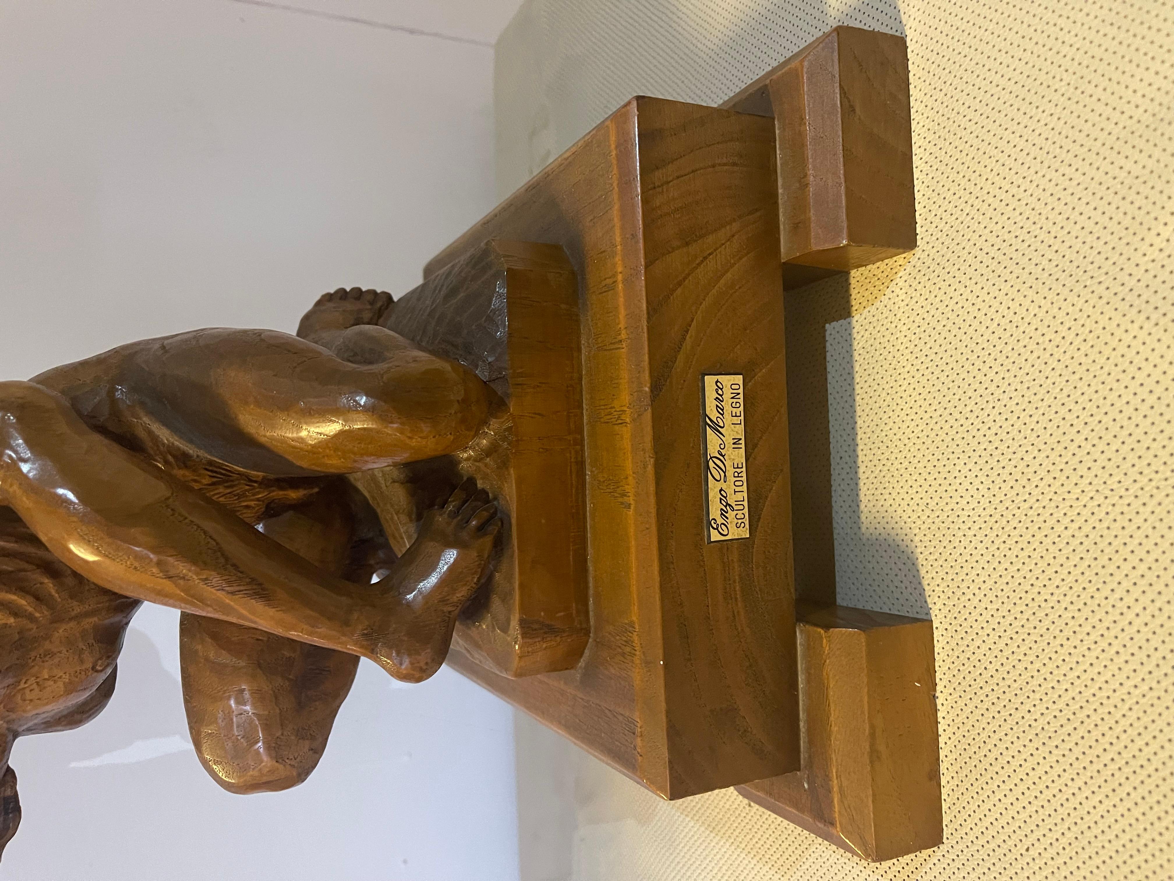 Altro Escultura sopramobile in legno 