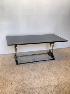 Eleganter Vintage-Couchtisch aus Holz und Messing, „Élite d’Or“, 70er Jahre