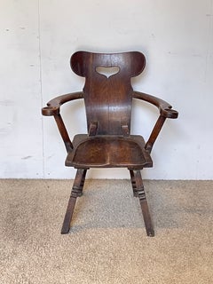Antiguo sillón rústico y artesanal de madera maciza, «Il Custode», de los años 40