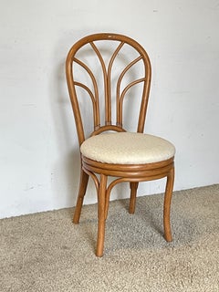 Chaise vintage en bois courbé couleur miel, élégance rétro de marque, années 60