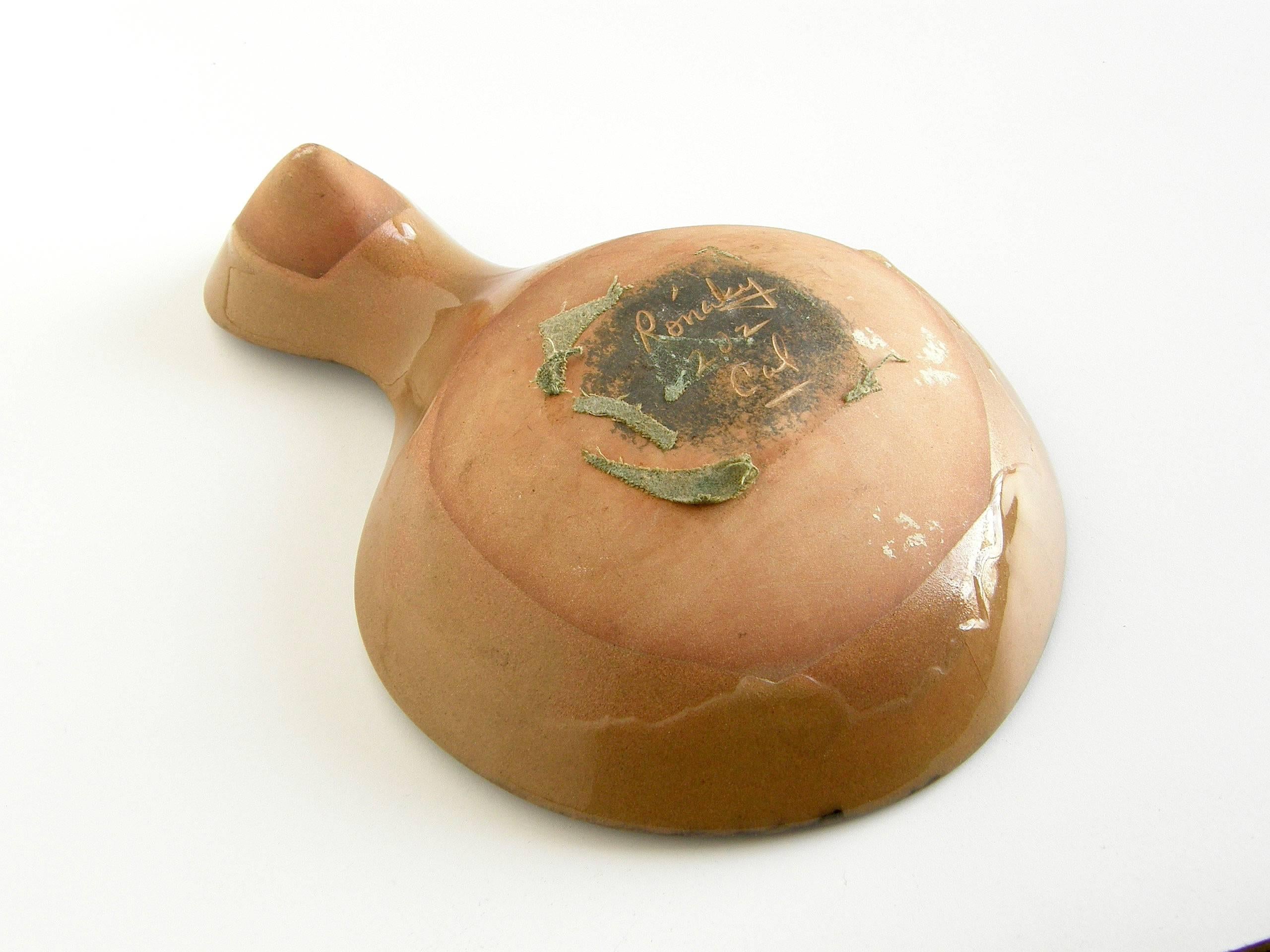  Bol en céramique Edmund Ronaky peint à la main sous glaçure poterie de Californie  en vente 1