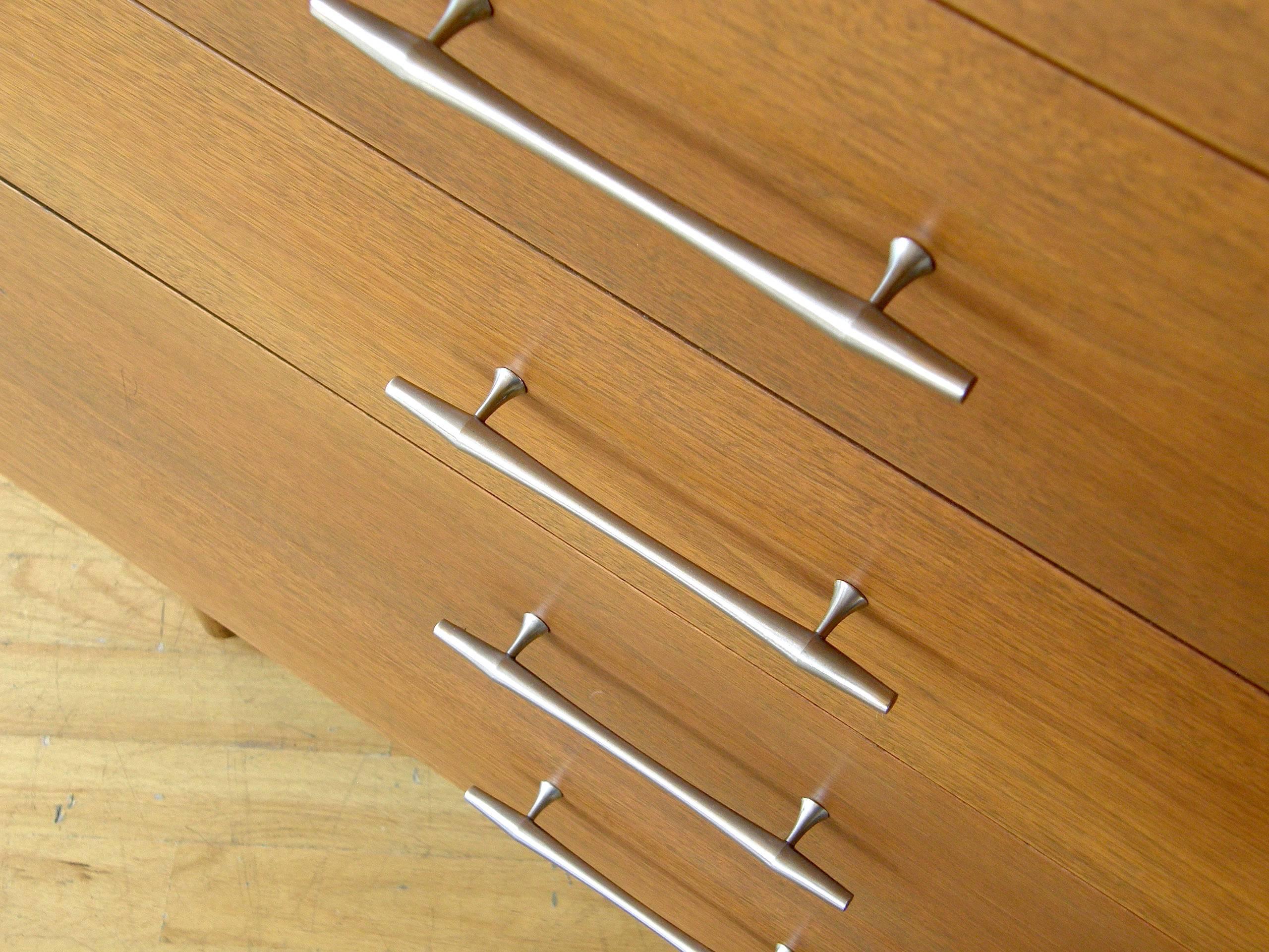 Paul McCobb Chest of Drawers 2