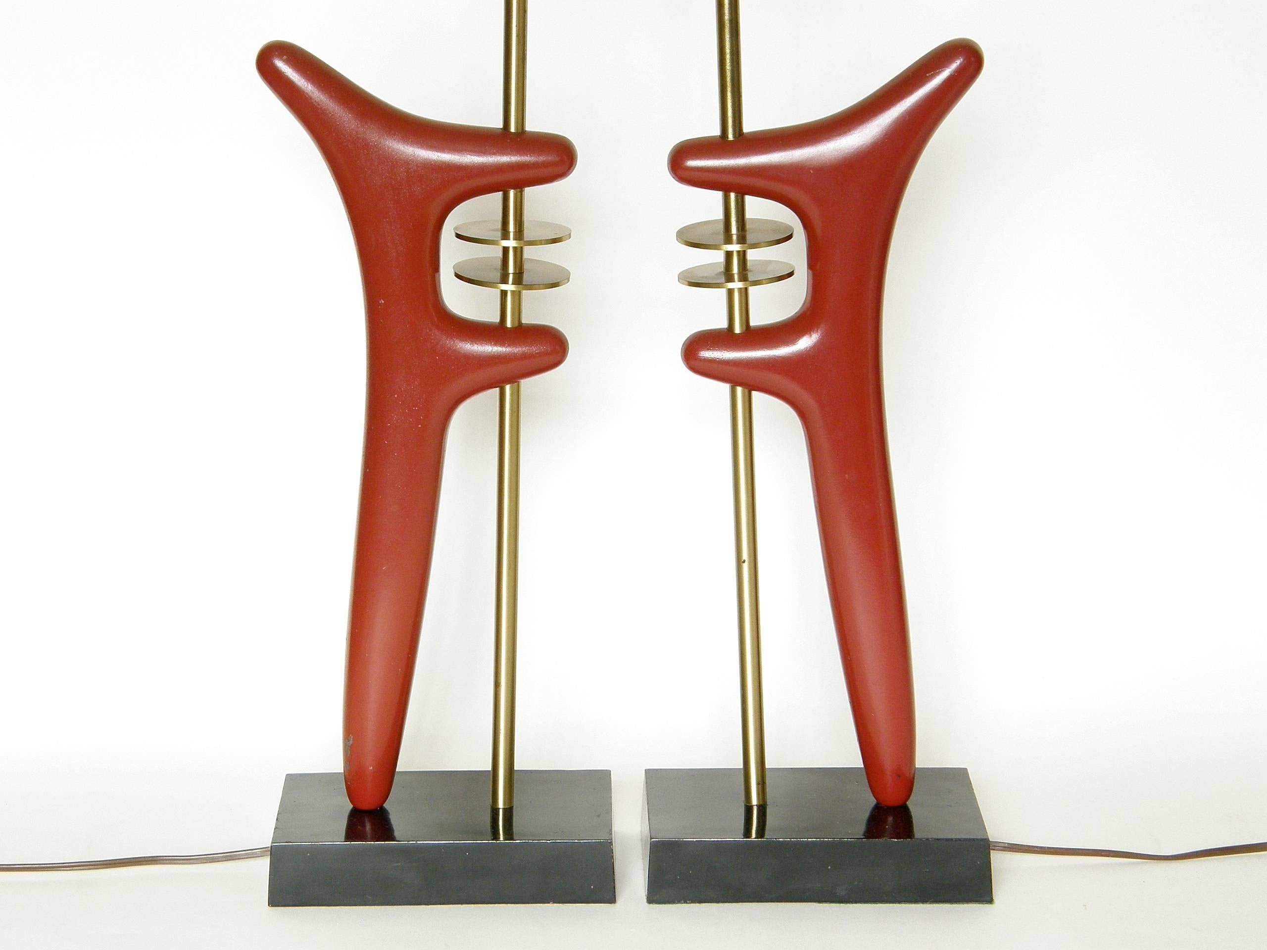 Mid-Century Modern Pair of Sculptural Brass and Enameled Metal Table Lamps