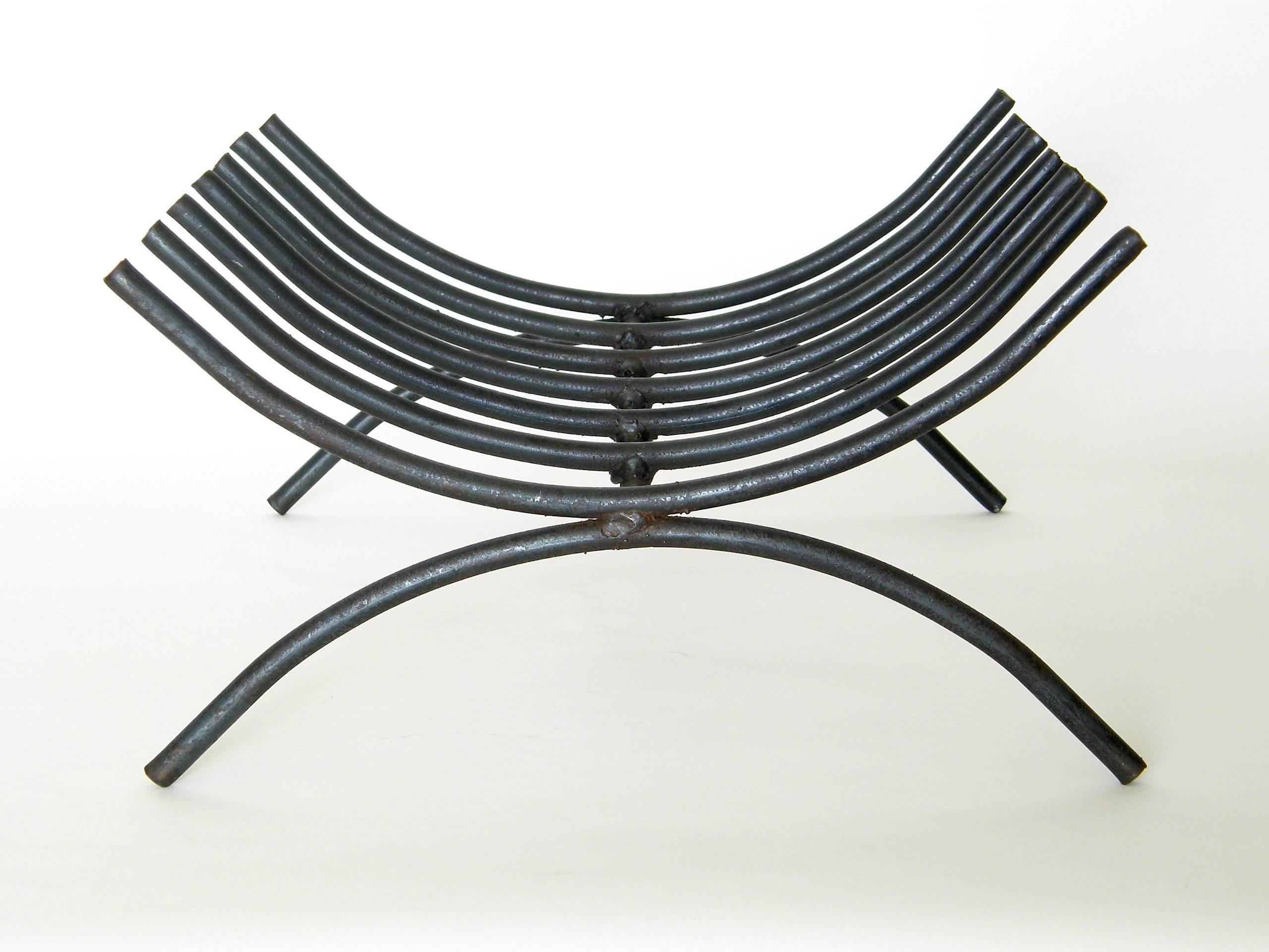 George Nelson Style Wrought Iron Log Holder Shaped Like a Minimalist Ribcage In Good Condition In Chicago, IL