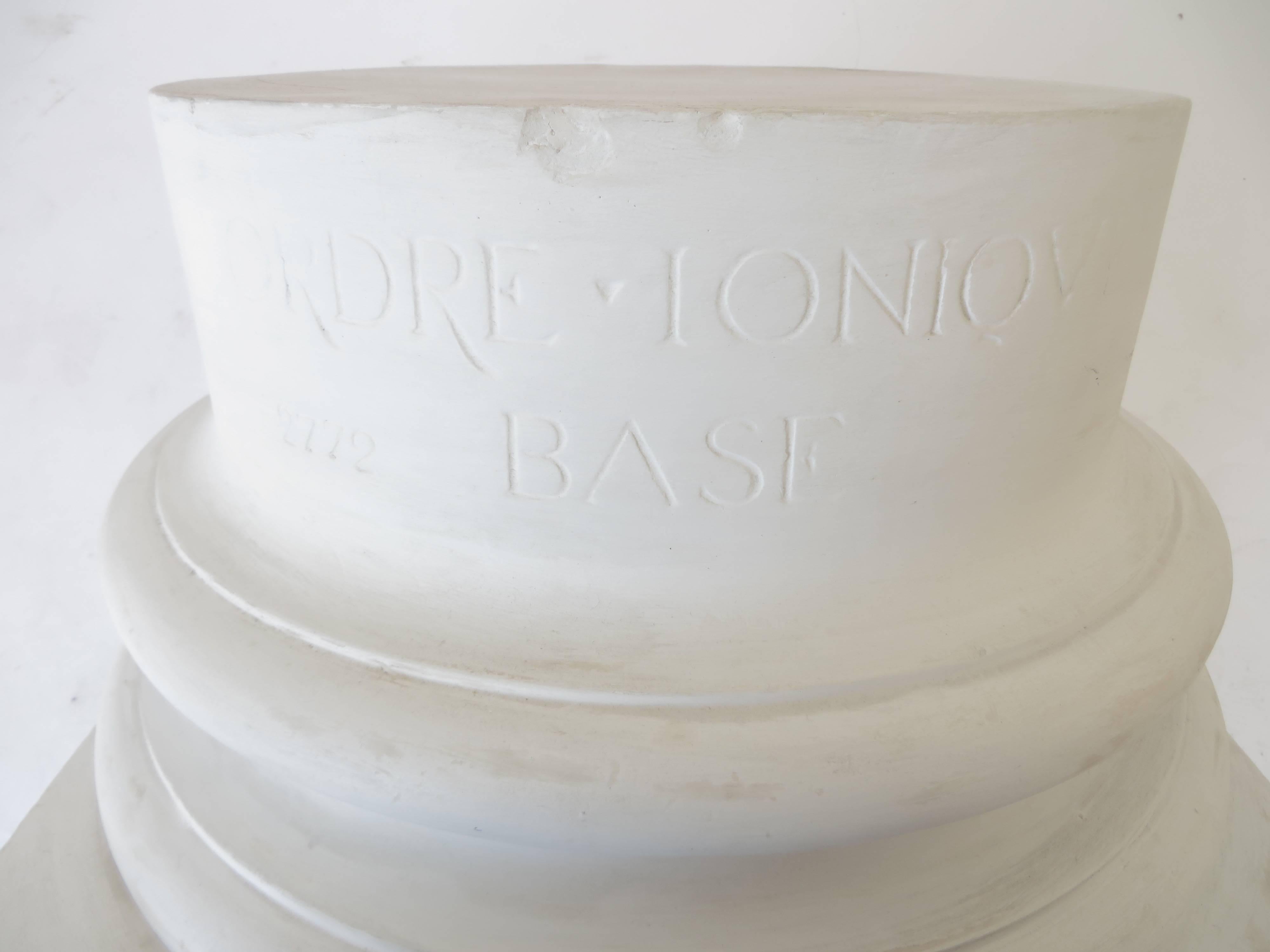 Vintage Late 19th Century French White Plaster Ionic Column Base In Good Condition In Chicago, IL