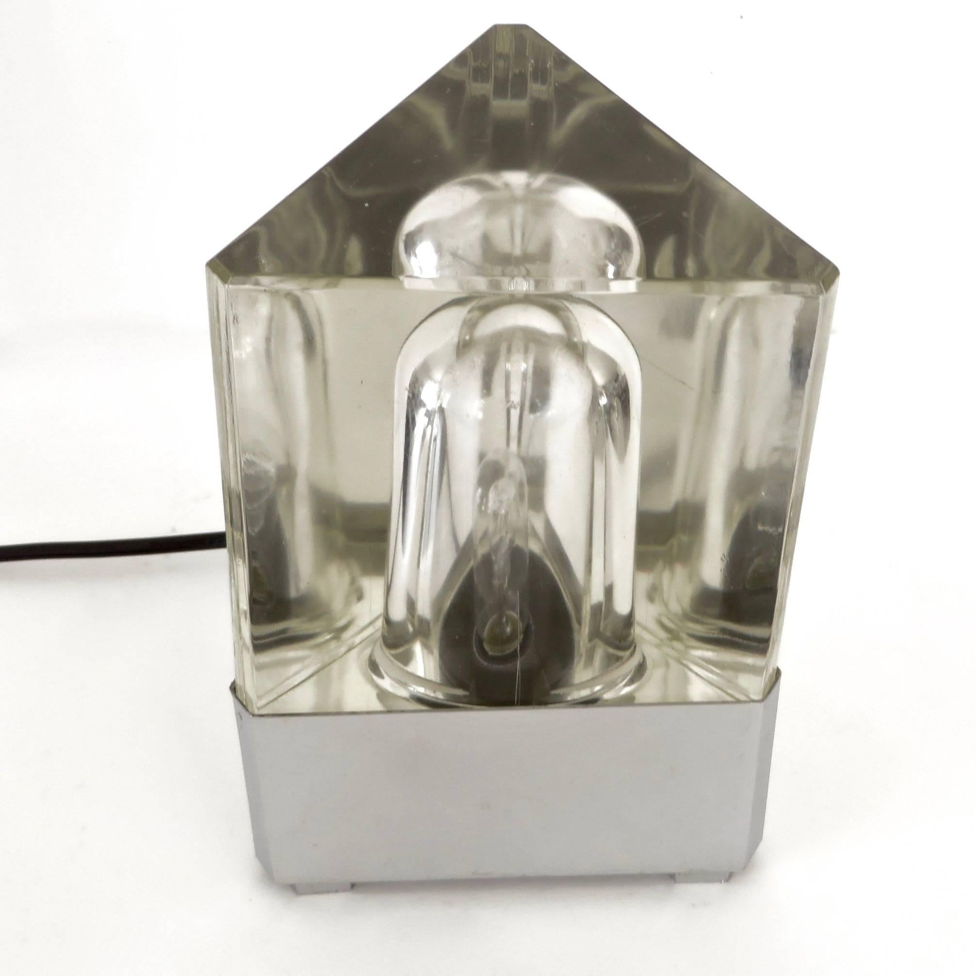 Mid-20th Century Italian Fidenza Vetraria Glass Table Lamp with Stainless Steel Base
