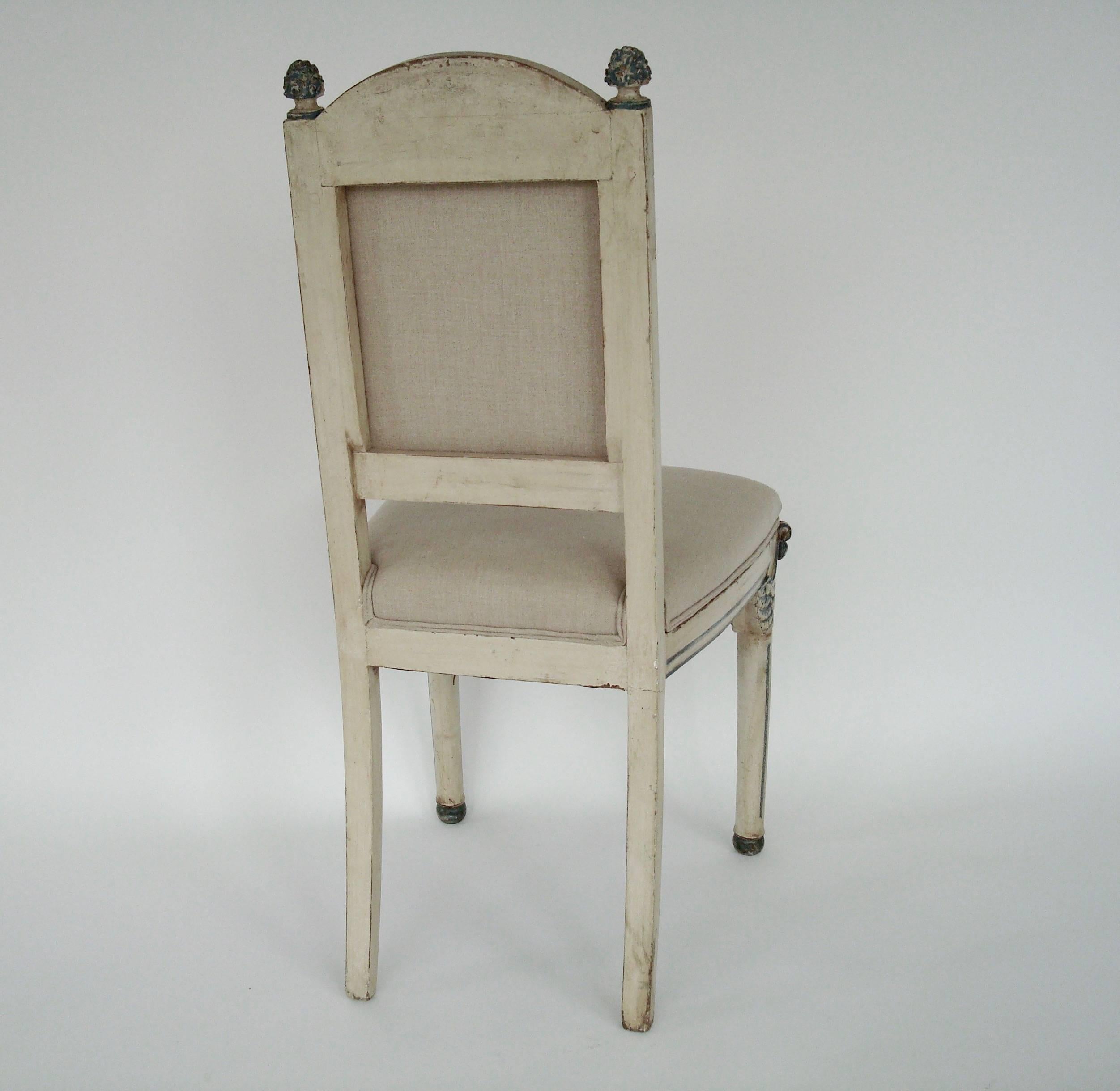 Neoclassical Pair of Painted Gray White and Blue Italian Venetian Side Chairs