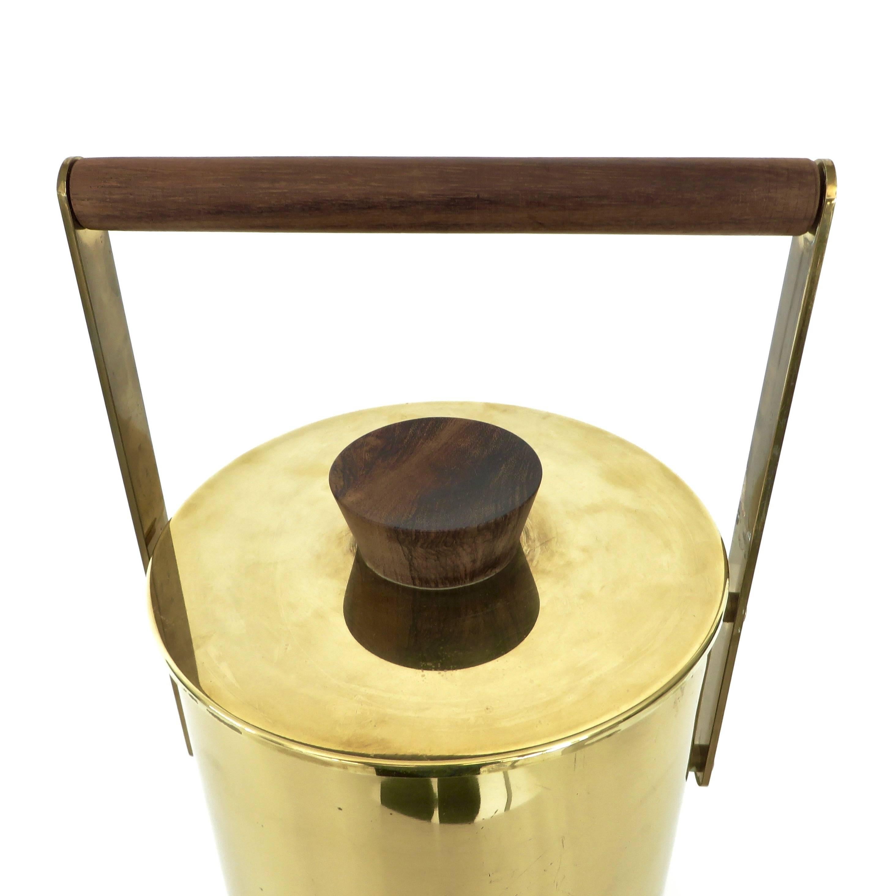 Italian Vintage Brass and Walnut Ice Bucket In Excellent Condition In Chicago, IL