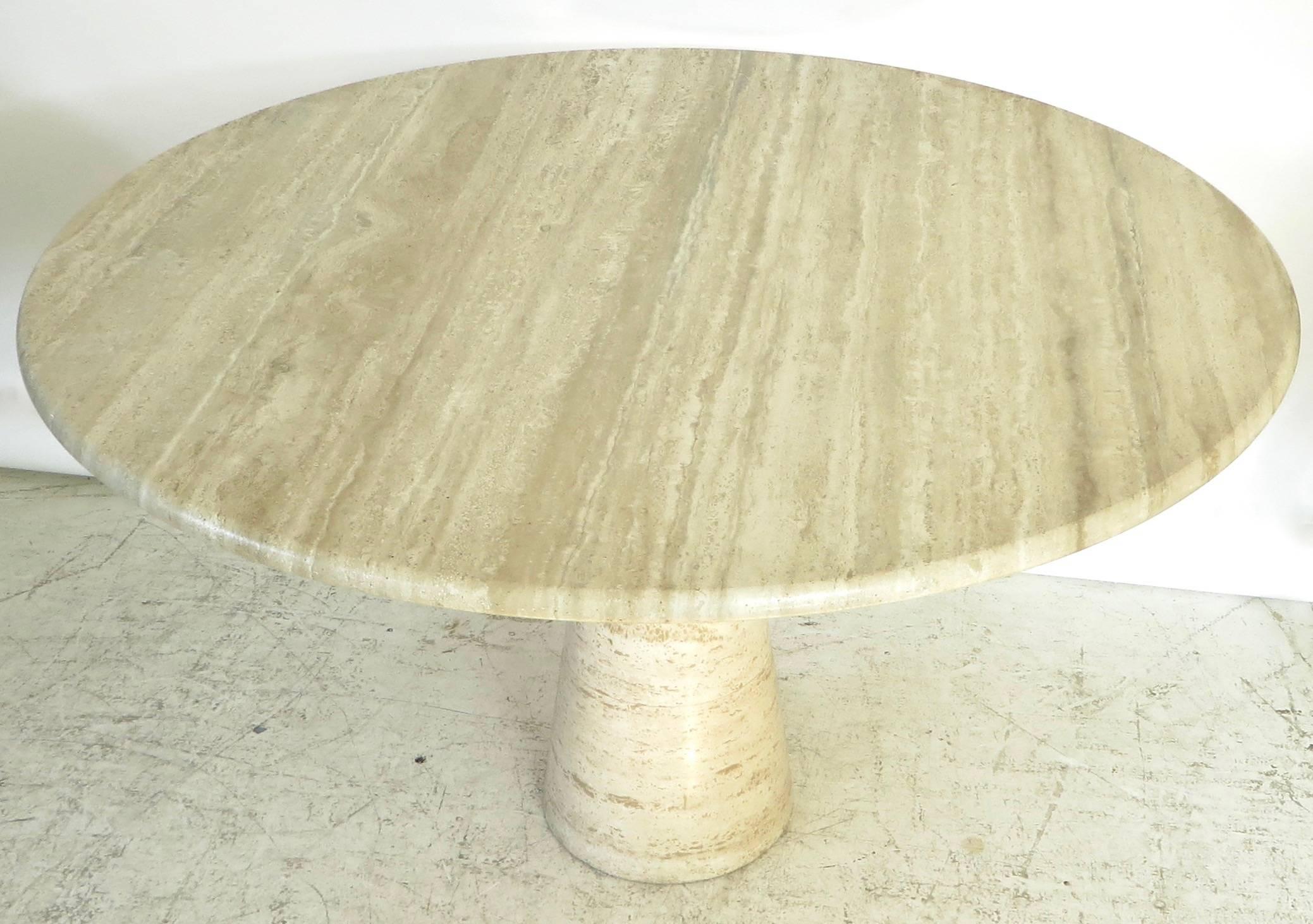 Italian Travertine Round Marble Dining or Center Table In Excellent Condition In Chicago, IL