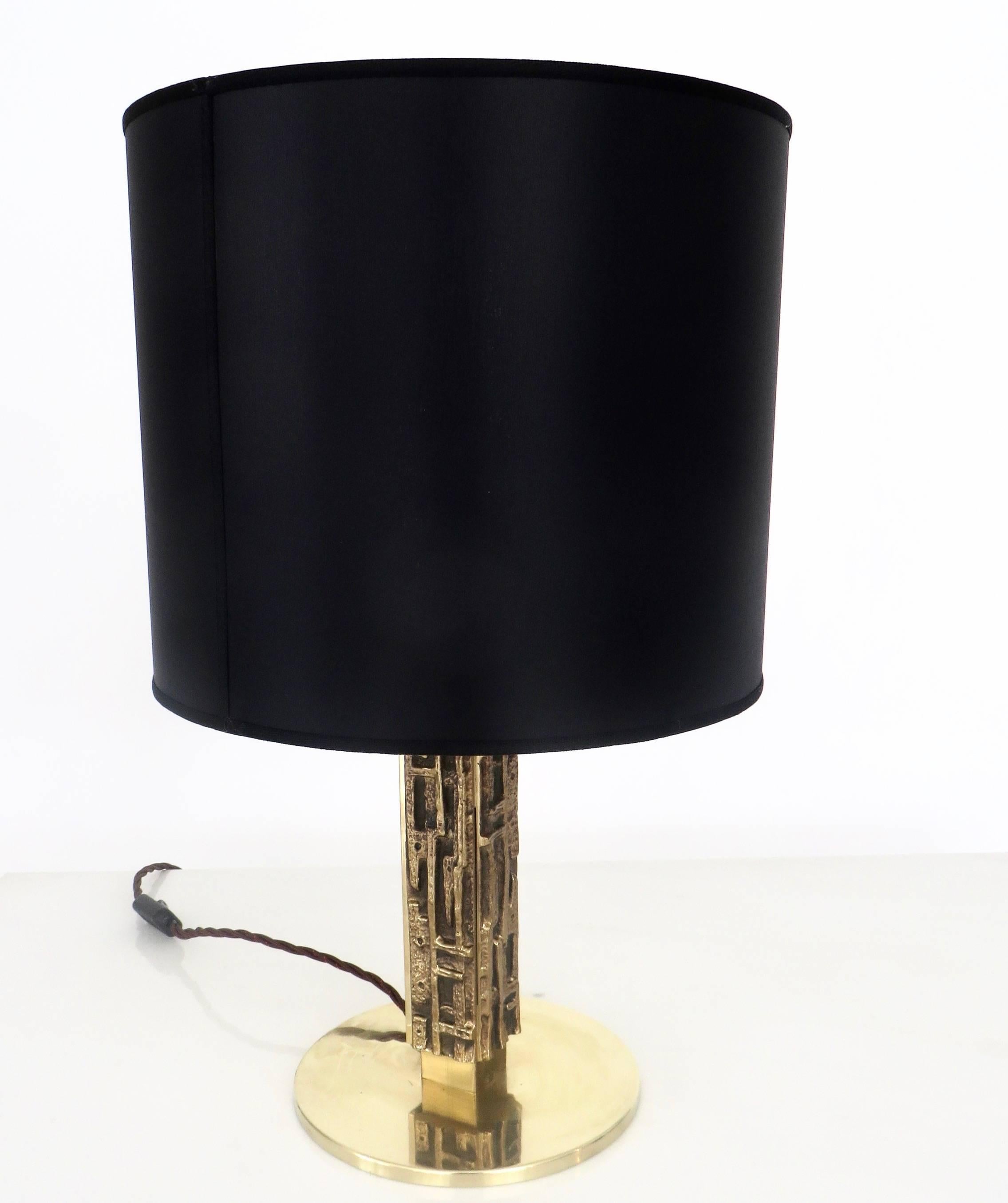 Mid-Century Modern Pair of Luciano Frigerio Bronze Sculptural Italian Table Lamps