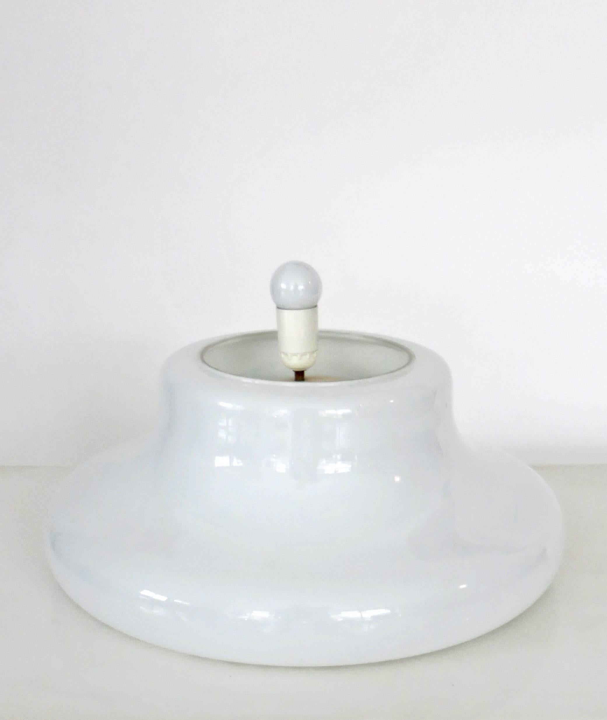 Verre Claudio Salocchi Zea lampe de table ou lampadaire italienne en verre opaque pour Lumenform en vente