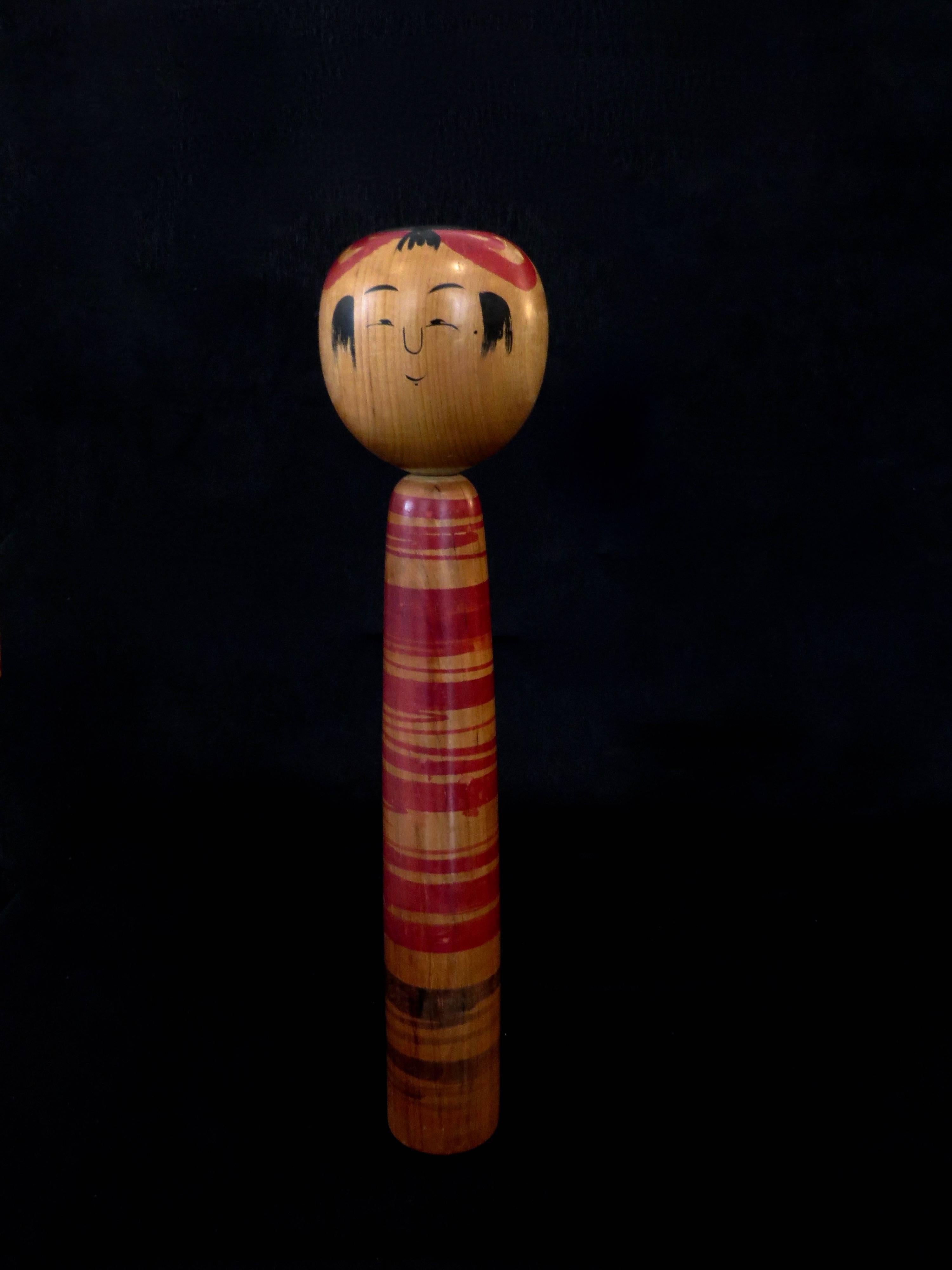 Japanese Vintage Hand-Painted Kokeshi Dolls In Excellent Condition In Chicago, IL