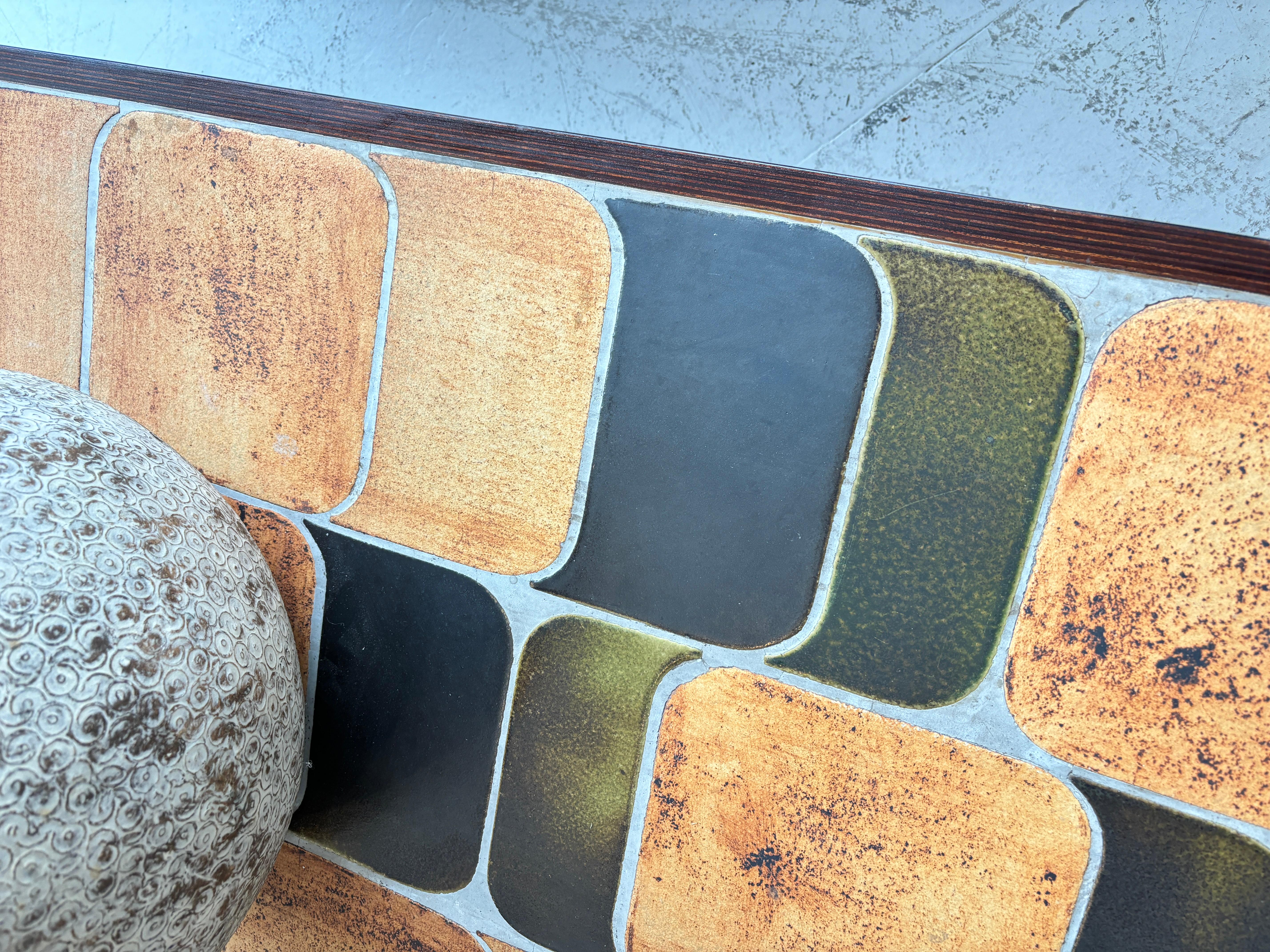 Roger Capron grande table basse Shogun en céramique française Vallauris signée R Capron 4