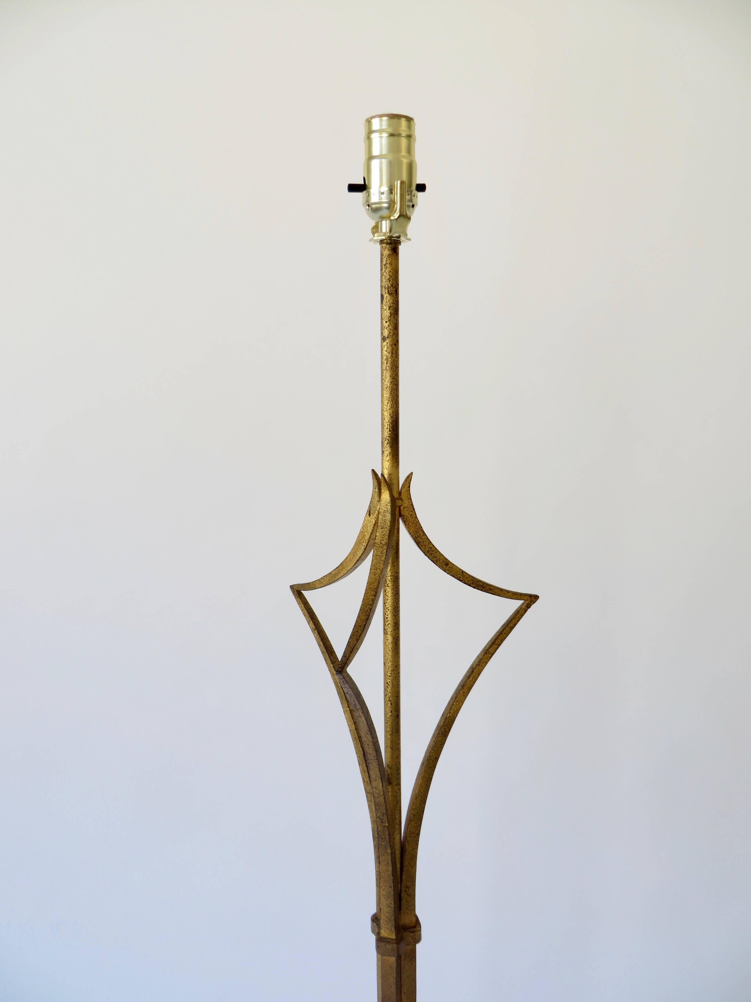 French Gilded Iron Floor Lamp in the Manner of Felix Agostini In Excellent Condition In Chicago, IL