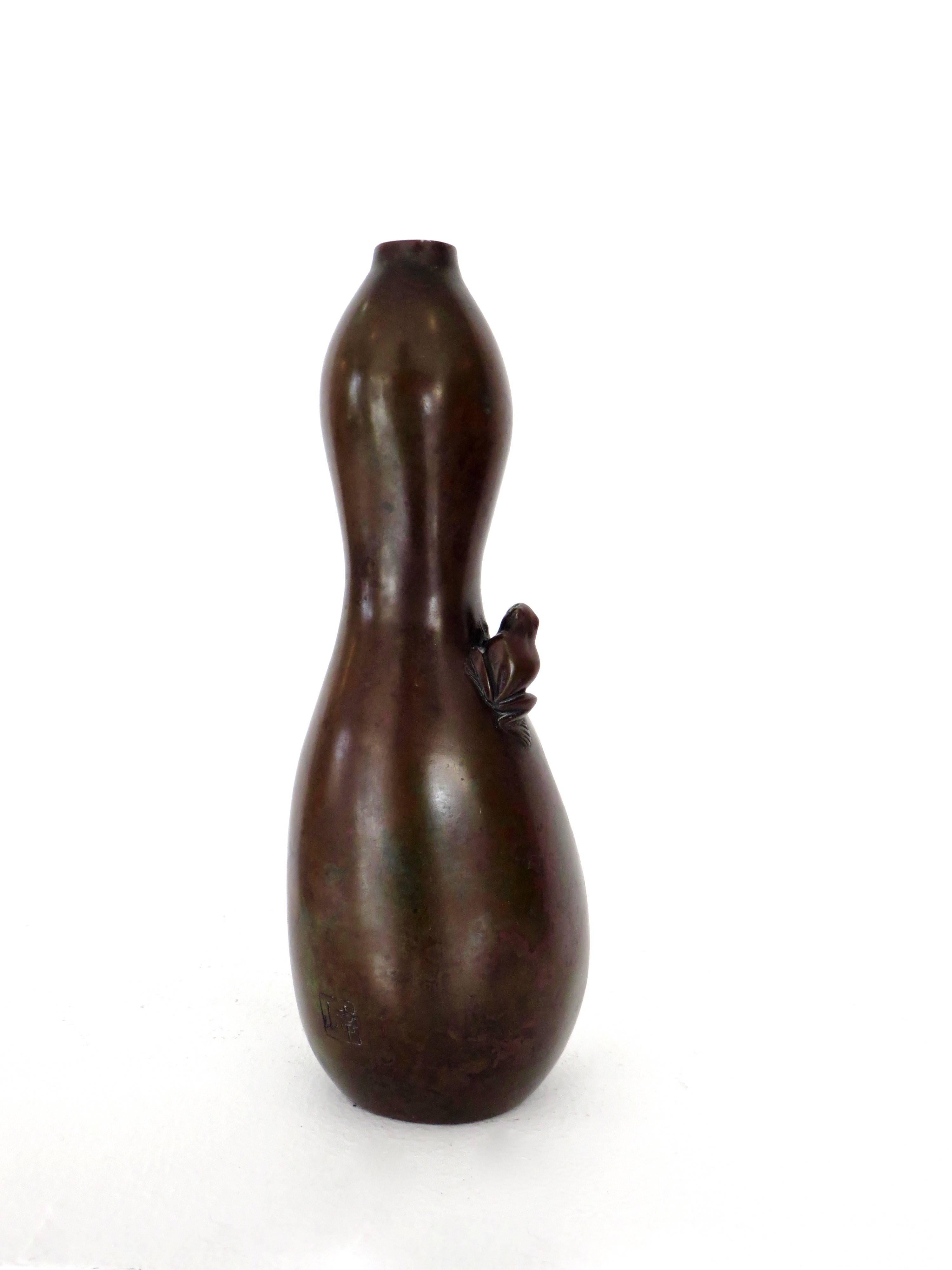 19th Century Japanese Gourd Shaped Bronze Vase with Frog
