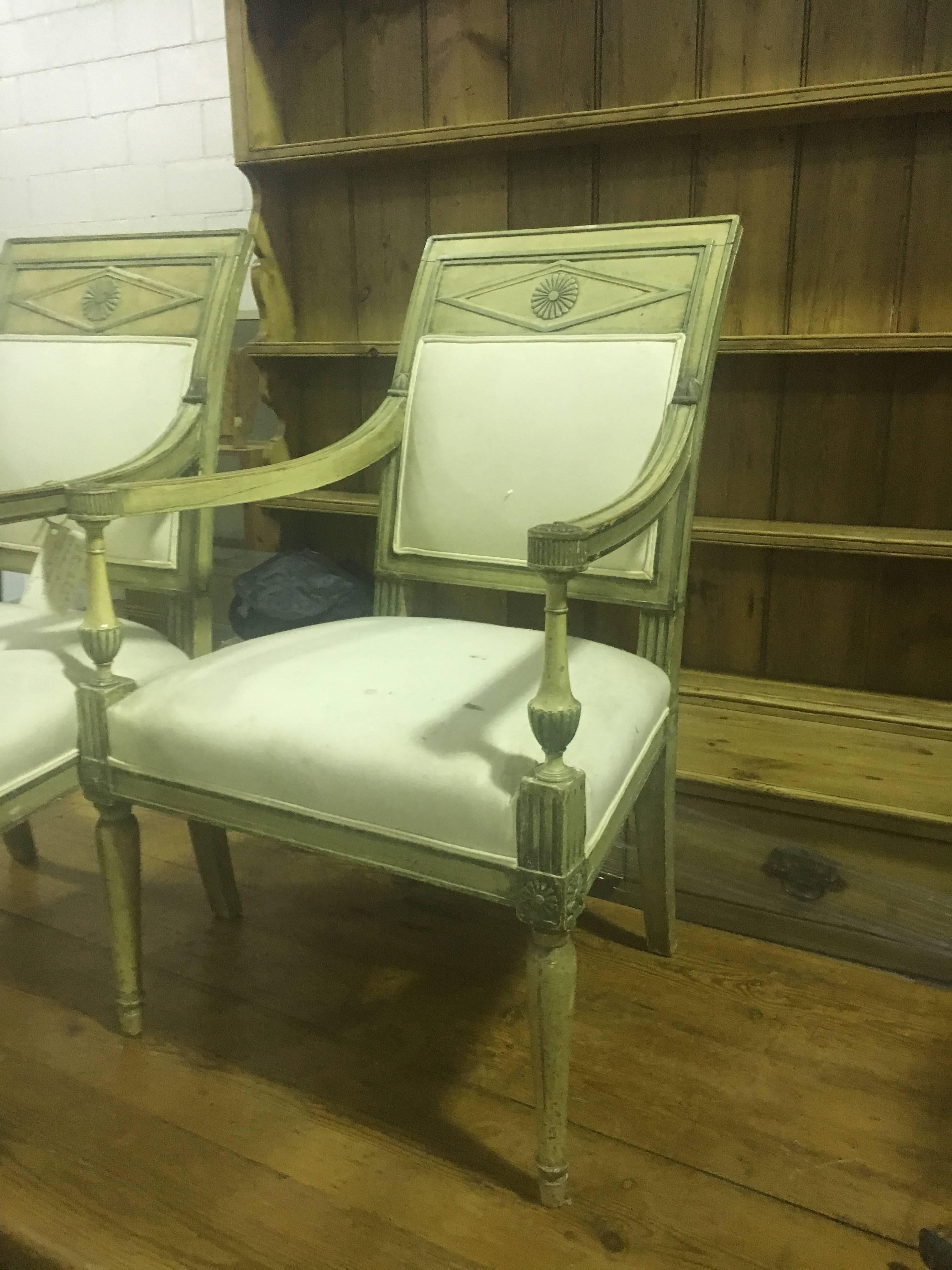 One Pair of 19th Century Louis XV Style Painted Fauteuils 2