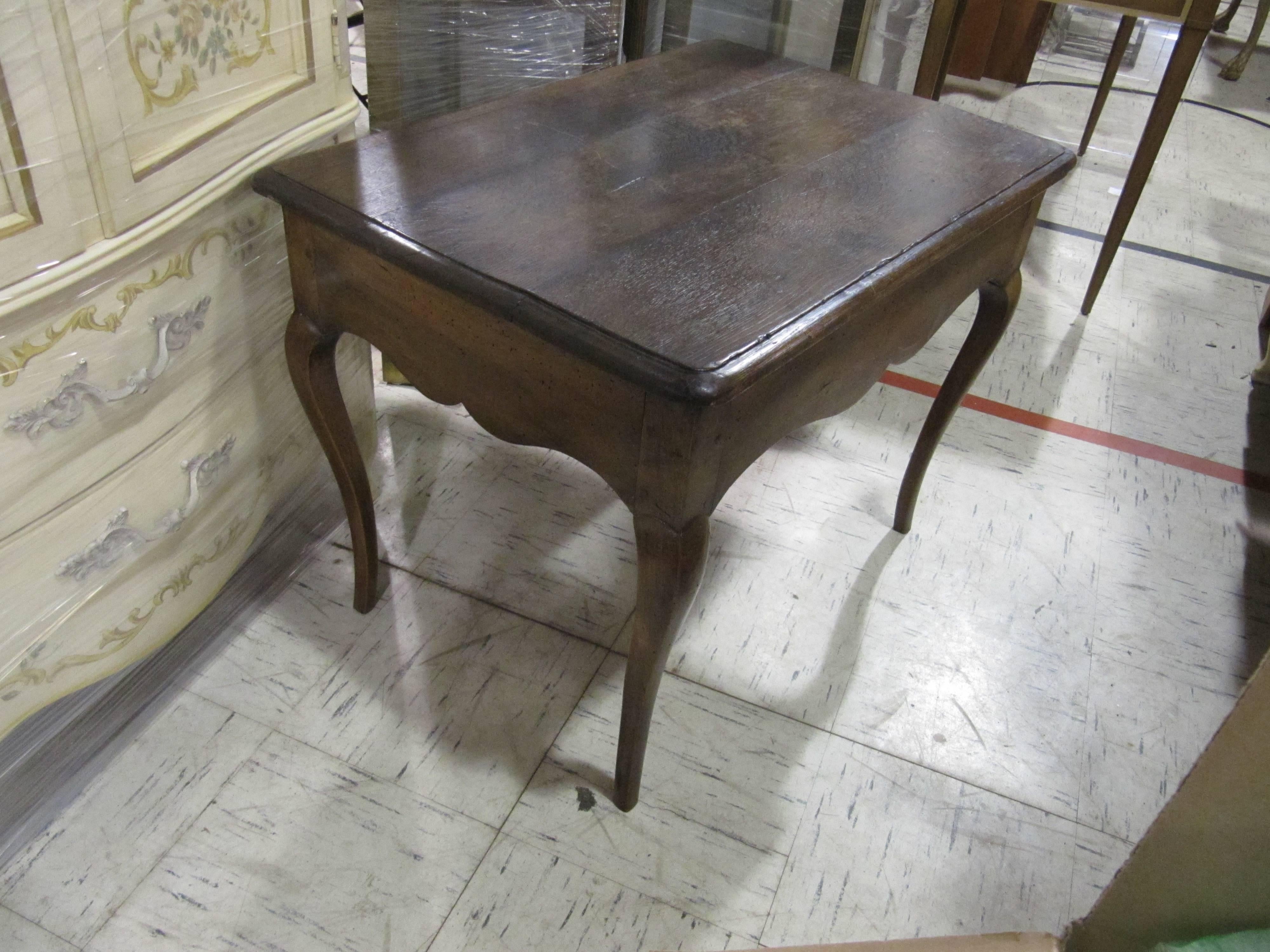 French Charming 18th Century Provincial Side Table For Sale