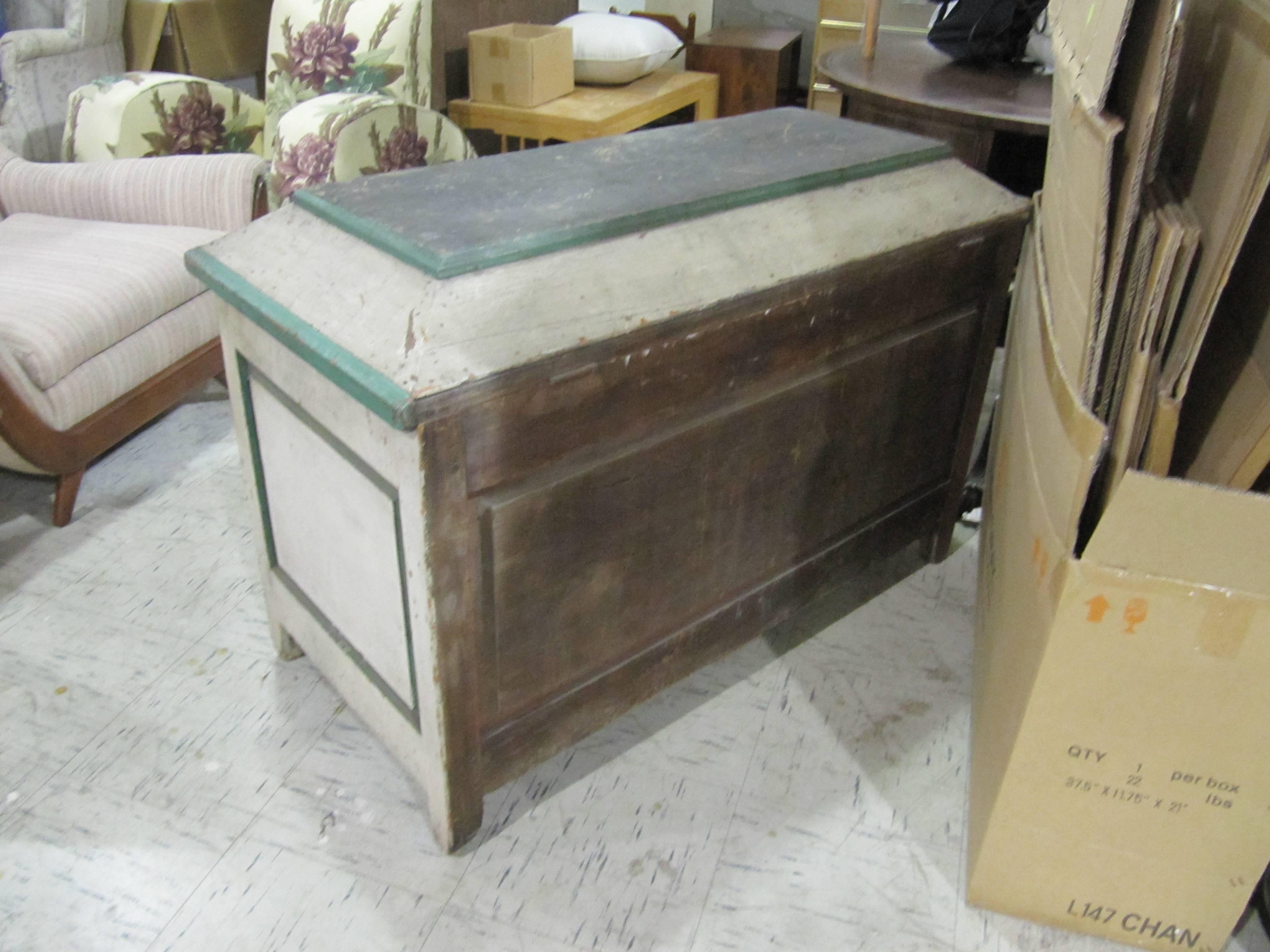 Primitive Handsome American Primative Blanket Chest with Wonderful Worn Painted Finish For Sale