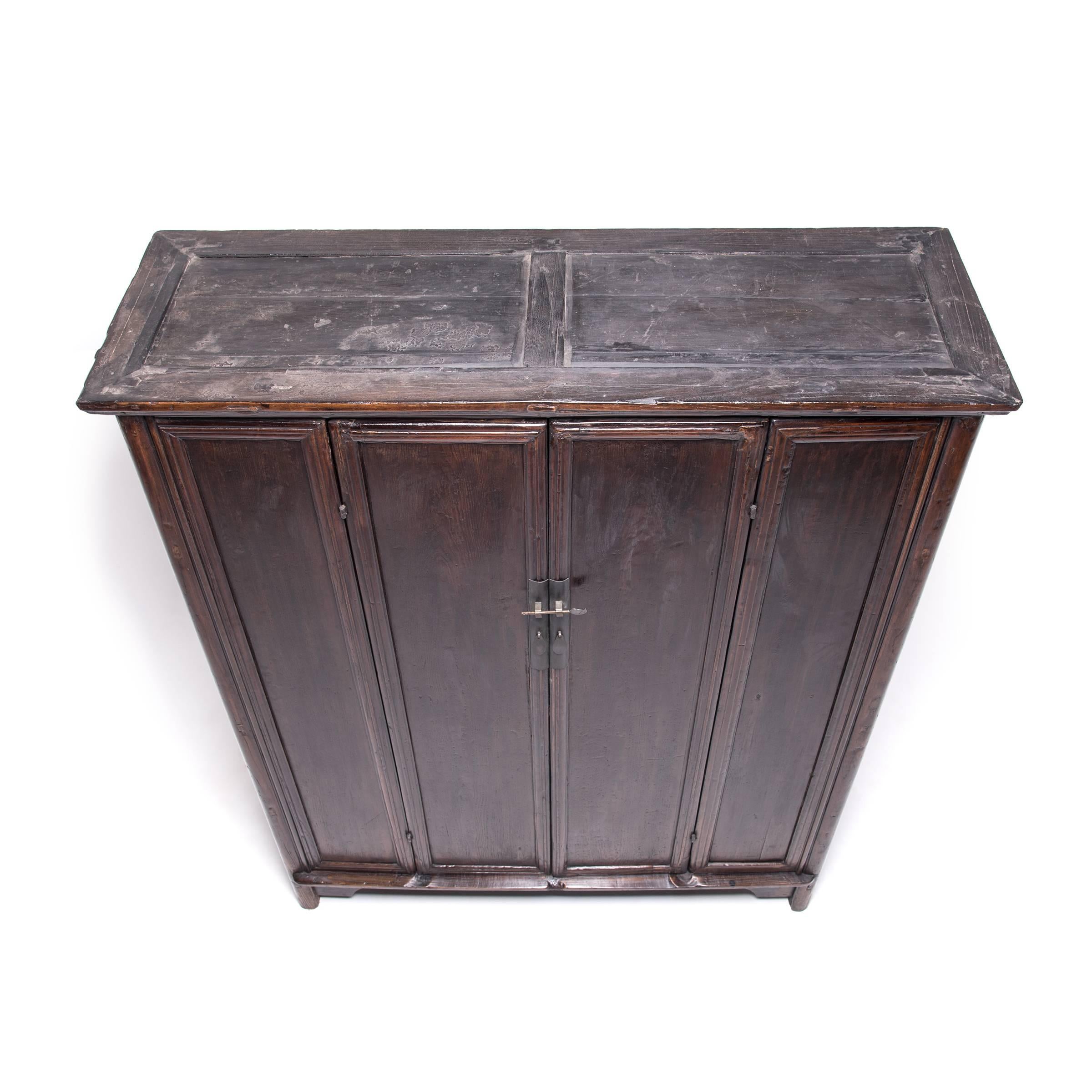 Elm Chinese Four-Panel Cabinet, c. 1850 For Sale