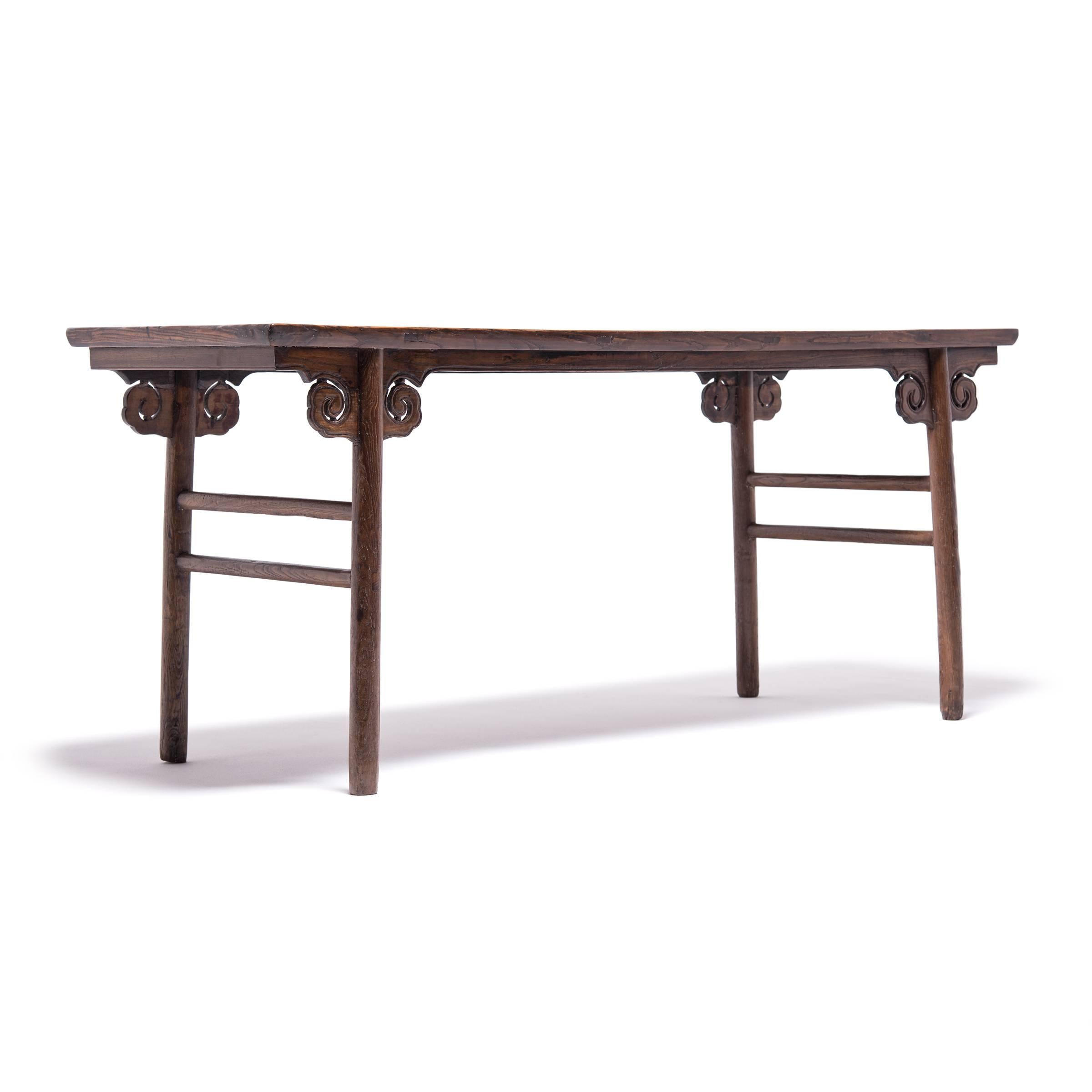 The profile of this simple yet elegant Chinese table resembles the number two written as two horizontal strokes. Made in northern China’s Shanxi province more than 150 years ago, the table is subtly detailed with carved cloud spandrels and laddered
