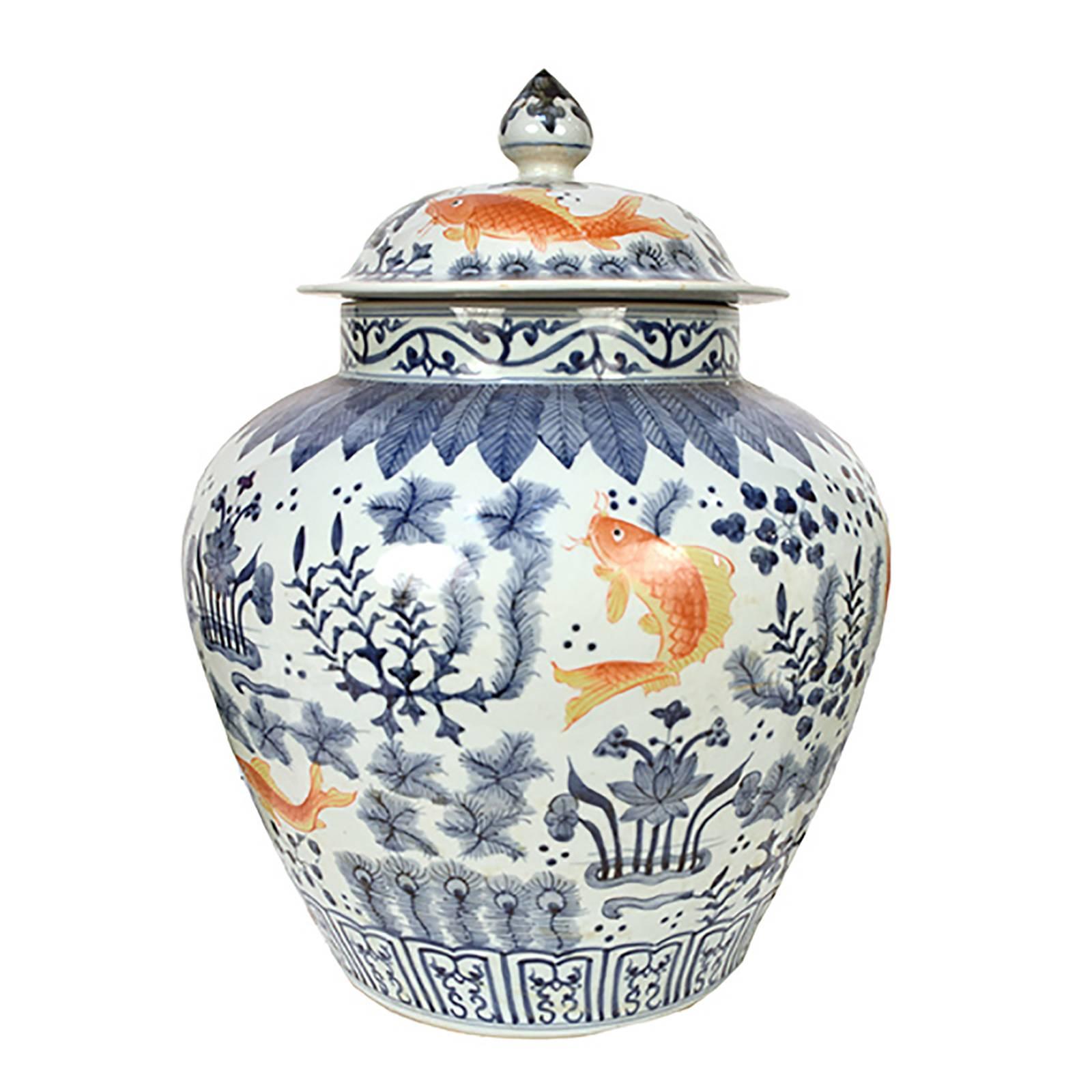 Chinese Blue and White Covered Jar with Fish and Flora
