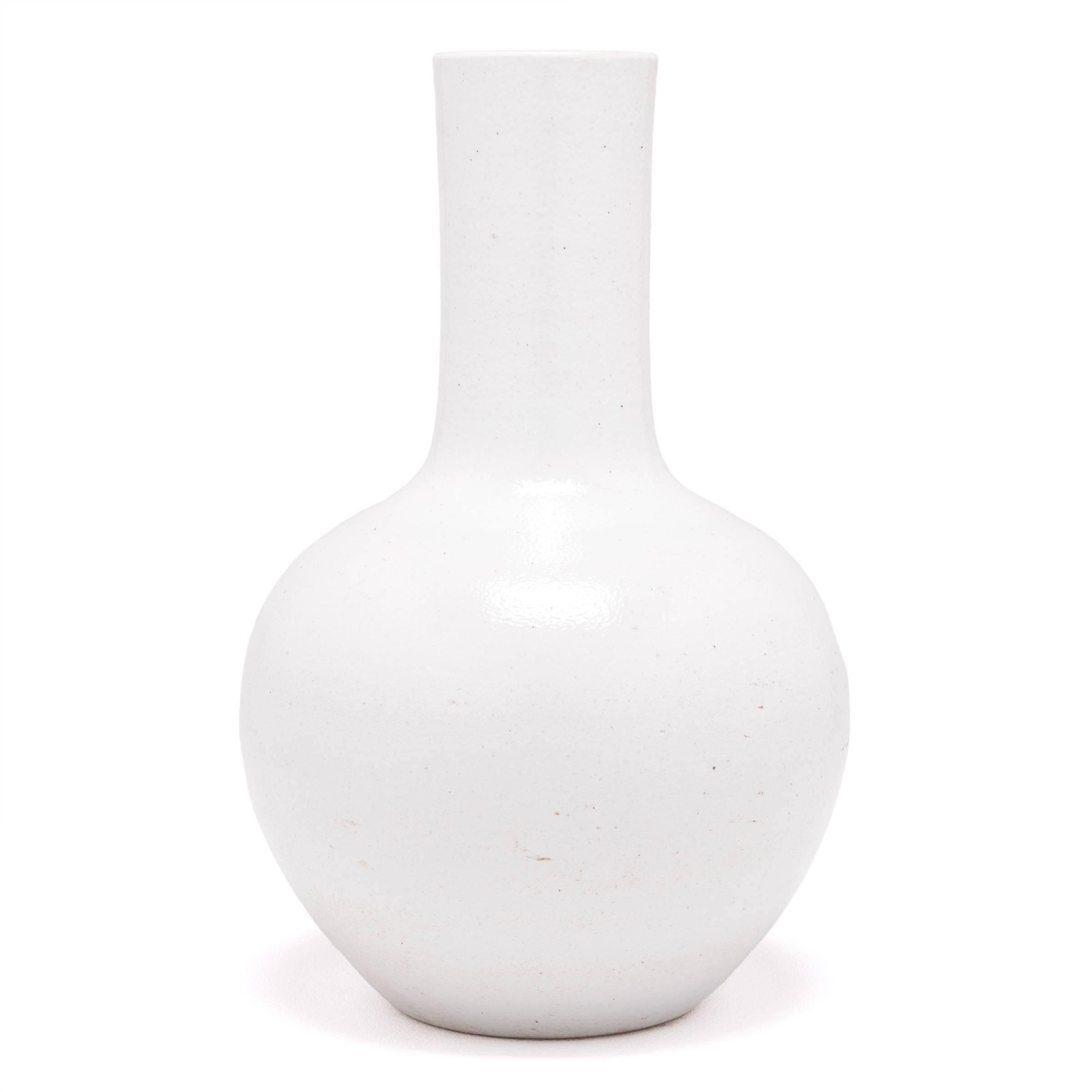 Glazed Chinese Cloud Gooseneck Vase