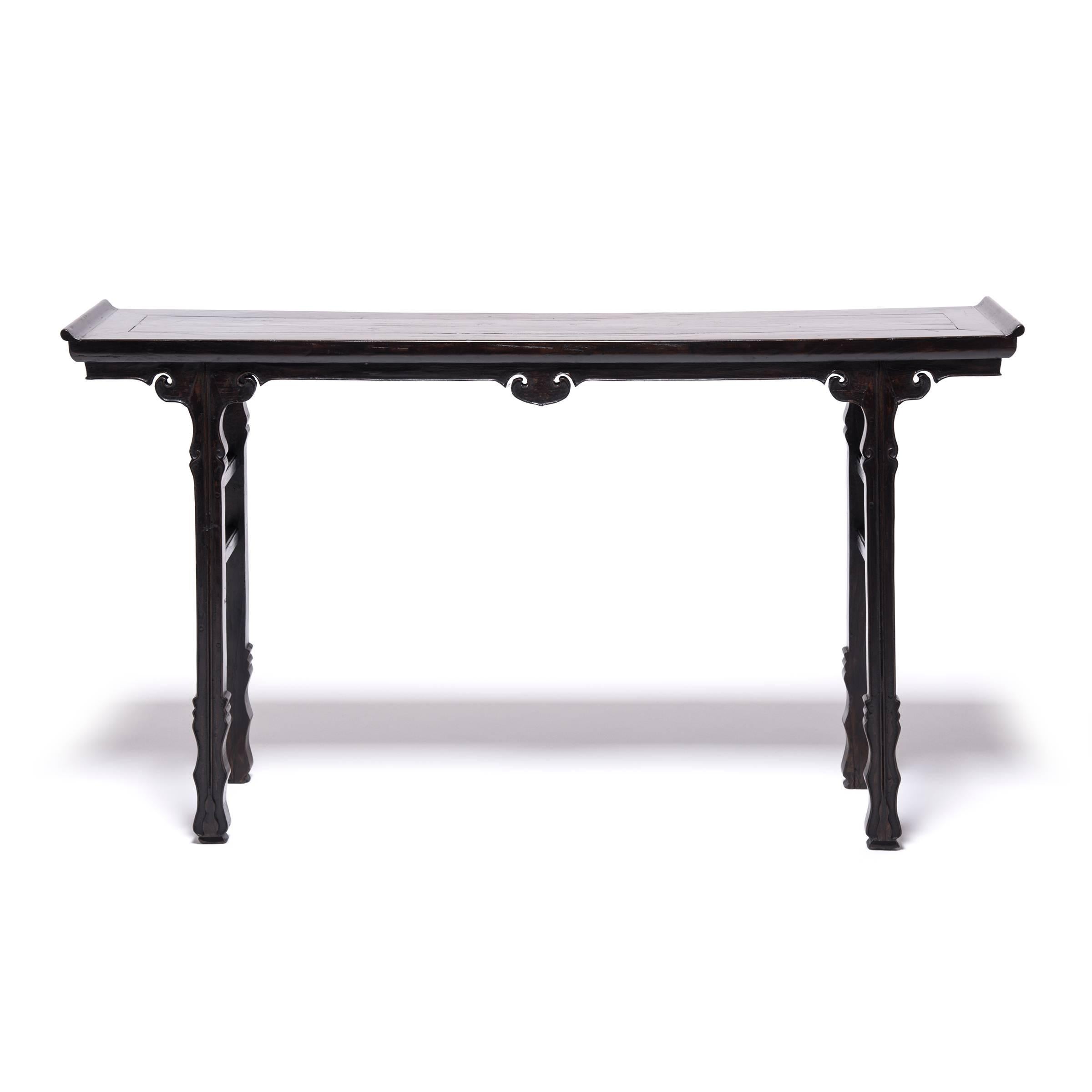 Lacquered 19th Century Chinese Shallow Sword Foot Altar Table with Ruyi Medallion