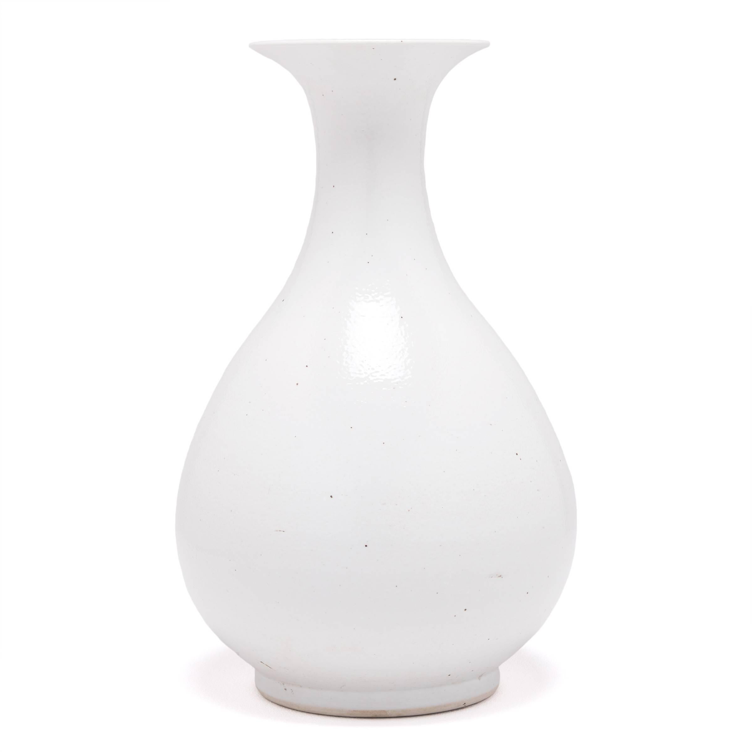 Glazed Chinese Cloud Fantail Vase