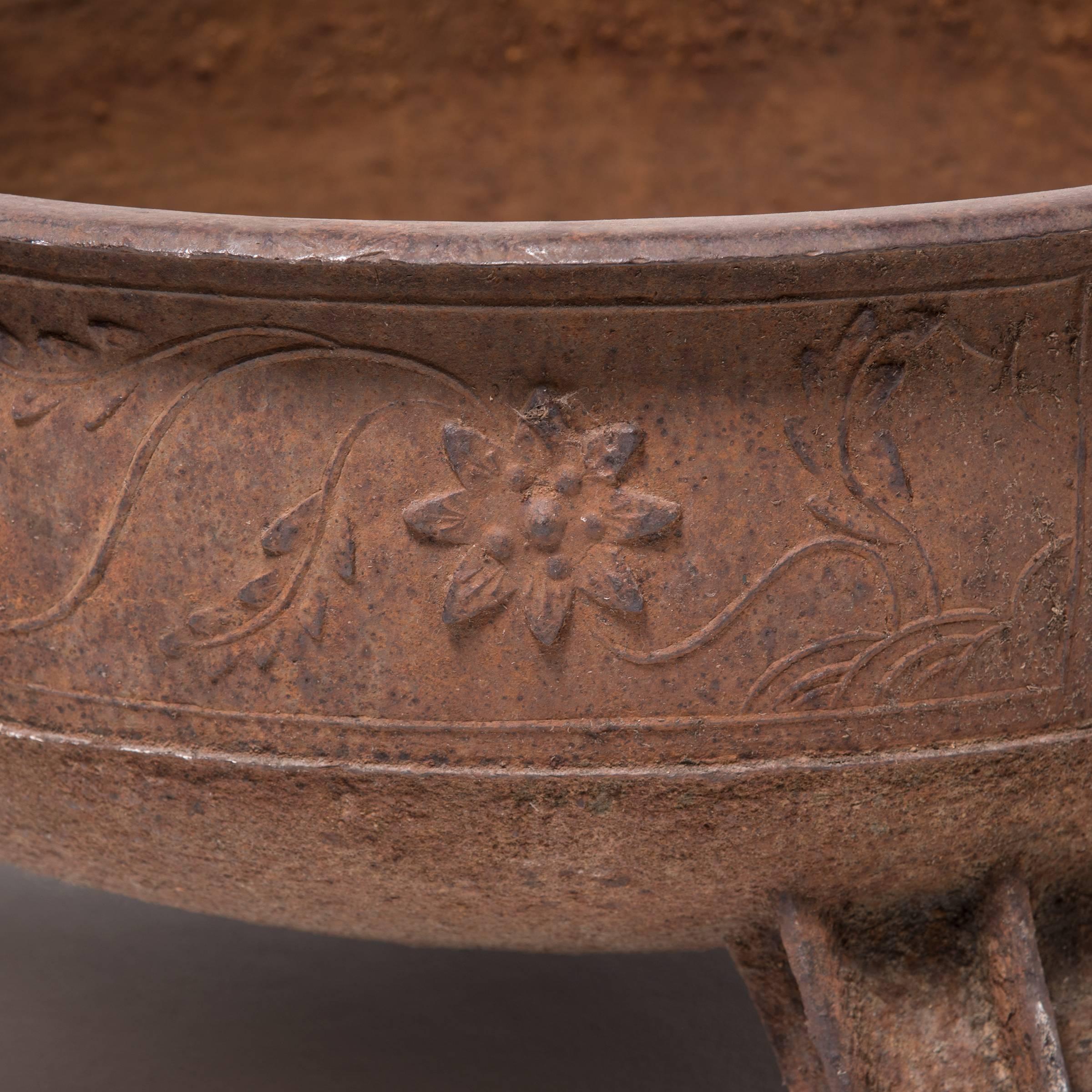 19th Century Chinese Low Cast Iron Tub